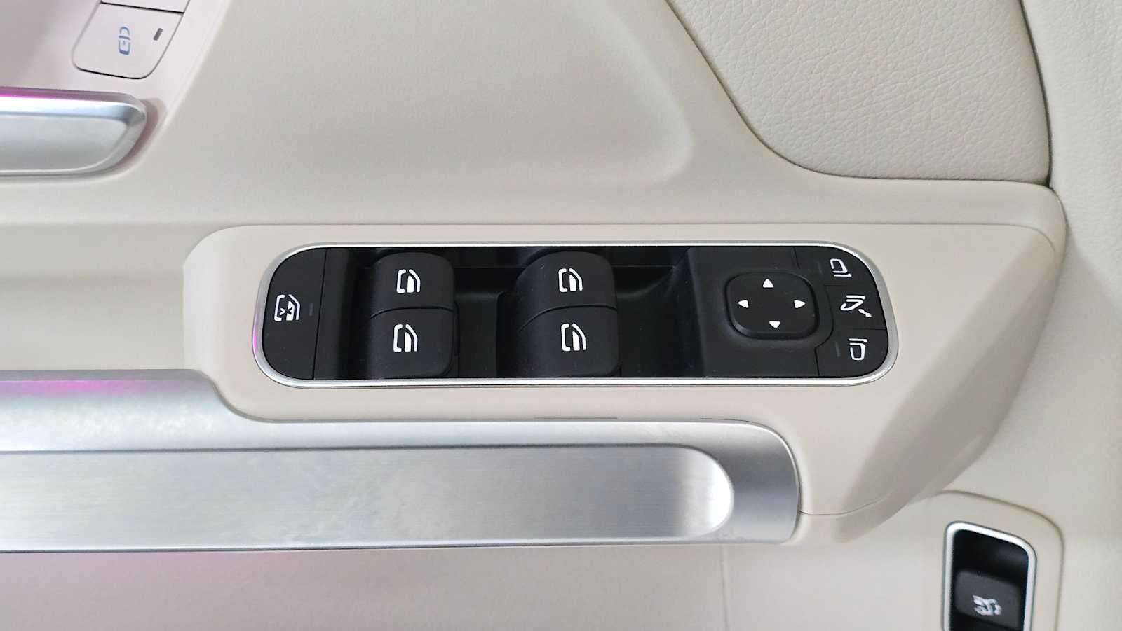 2025 Mercedes-Benz GLB GLB 250