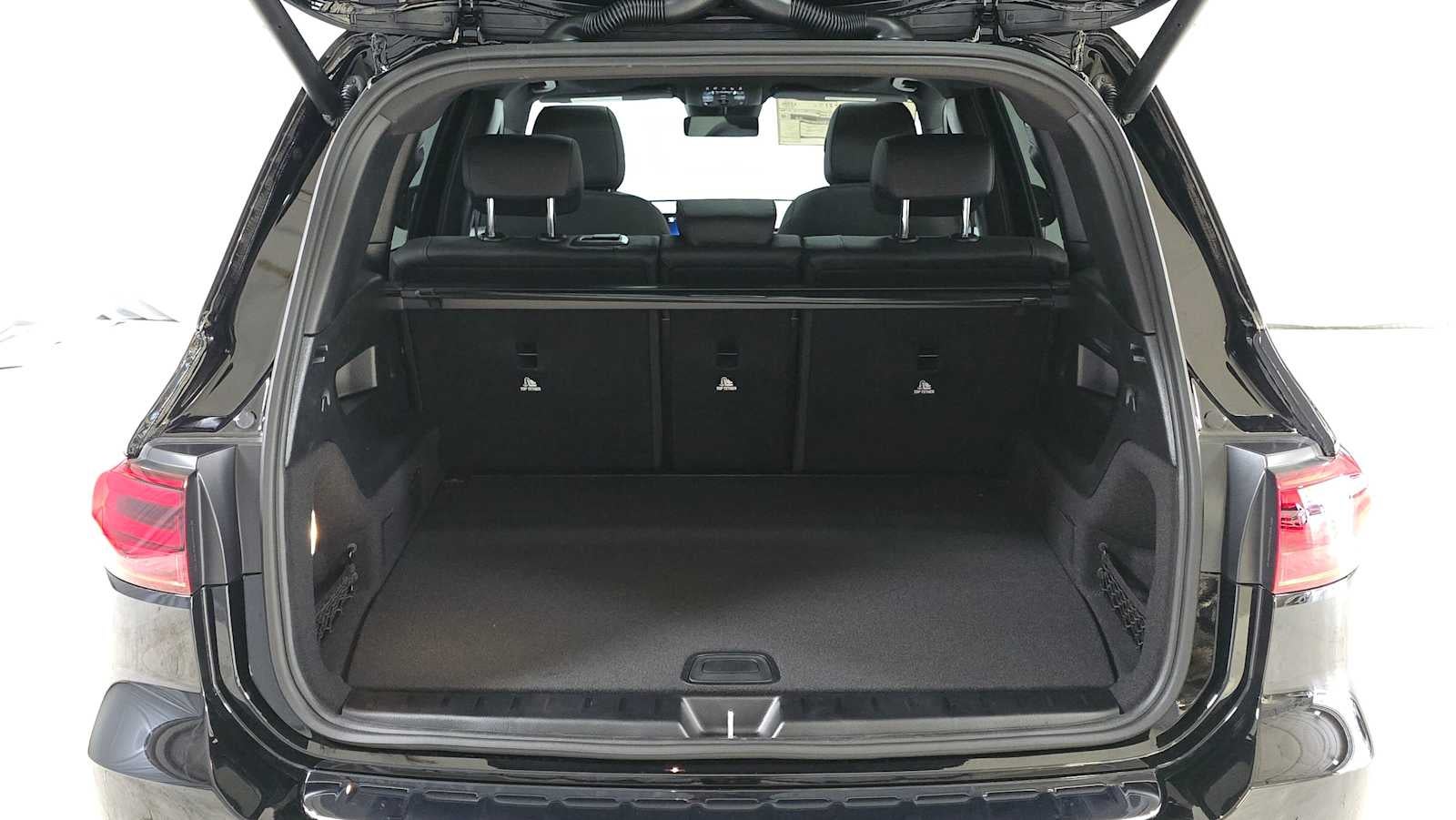 2026 Mercedes-Benz GLB 250 4MATIC® SUV