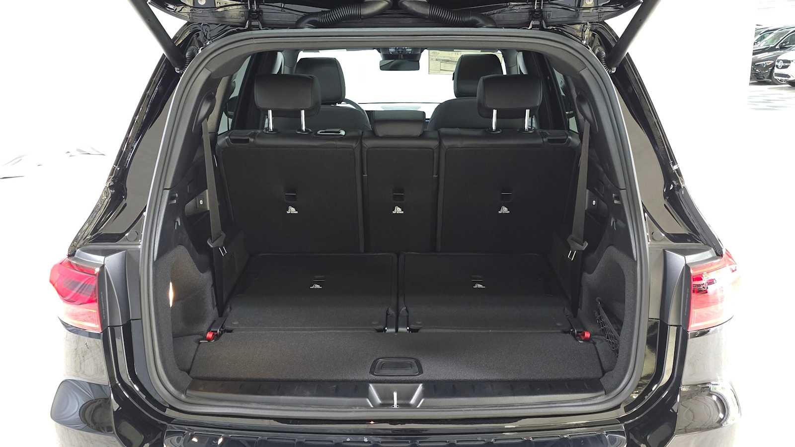 2026 Mercedes-Benz GLB 250 4MATIC® SUV