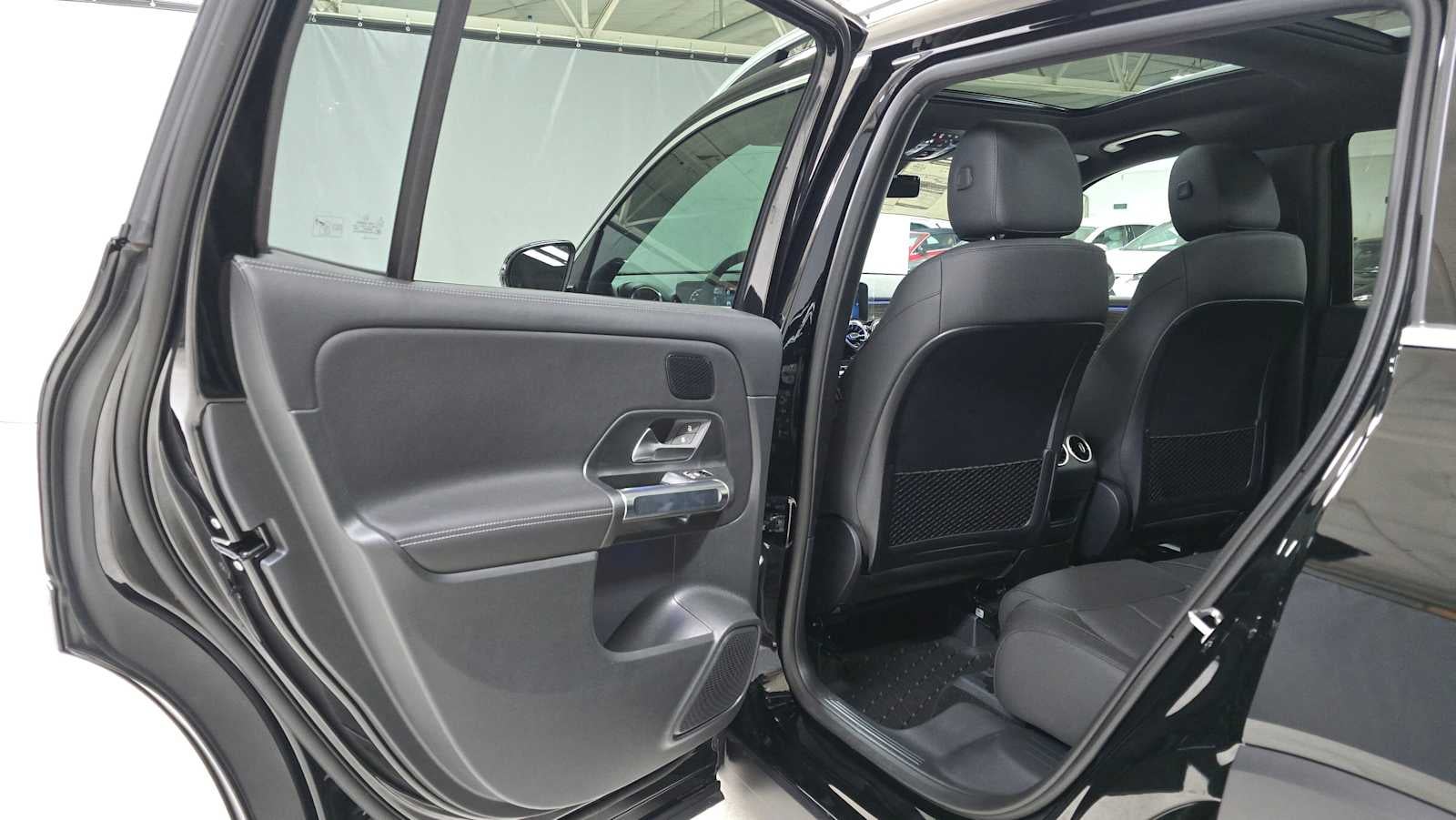 2026 Mercedes-Benz GLB 250 4MATIC® SUV