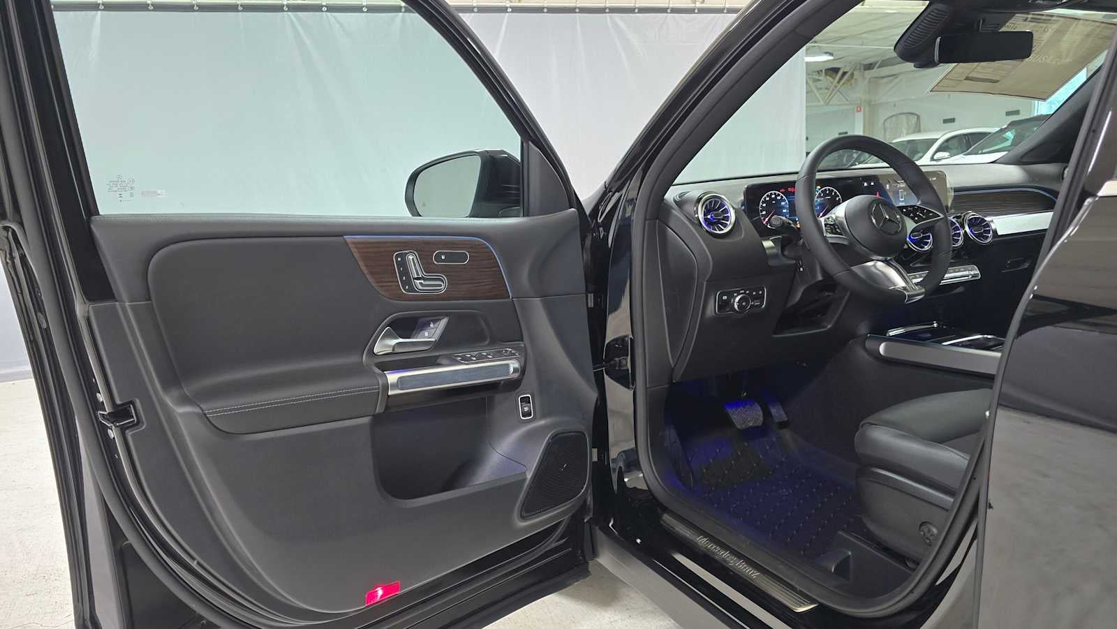 2026 Mercedes-Benz GLB 250 4MATIC® SUV