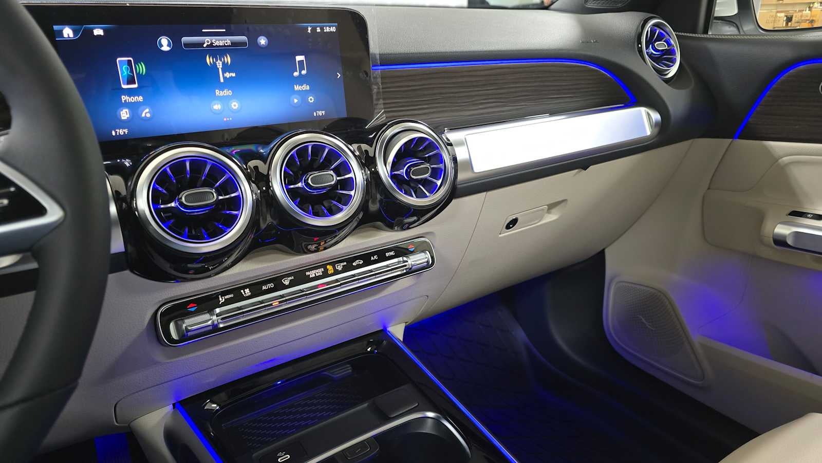 2026 Mercedes-Benz GLB 250 4MATIC® SUV