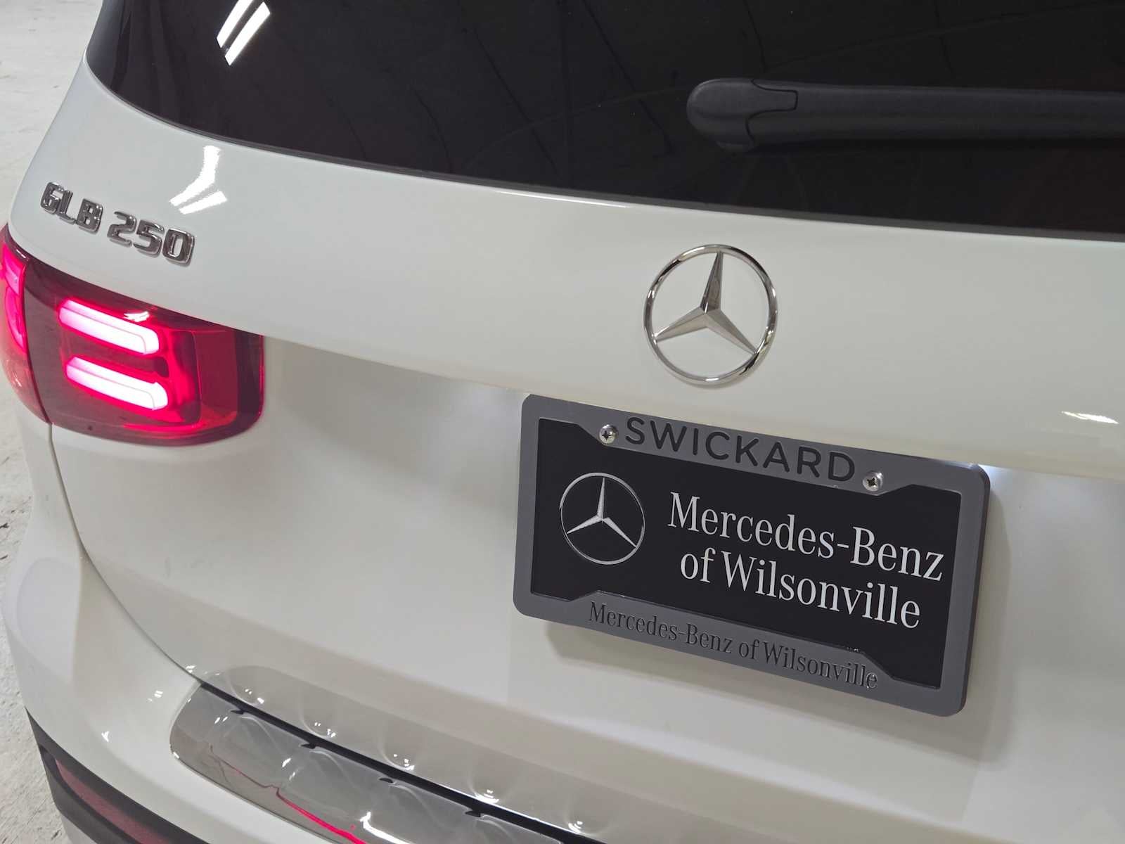 2026 Mercedes-Benz GLB 250 4MATIC® SUV
