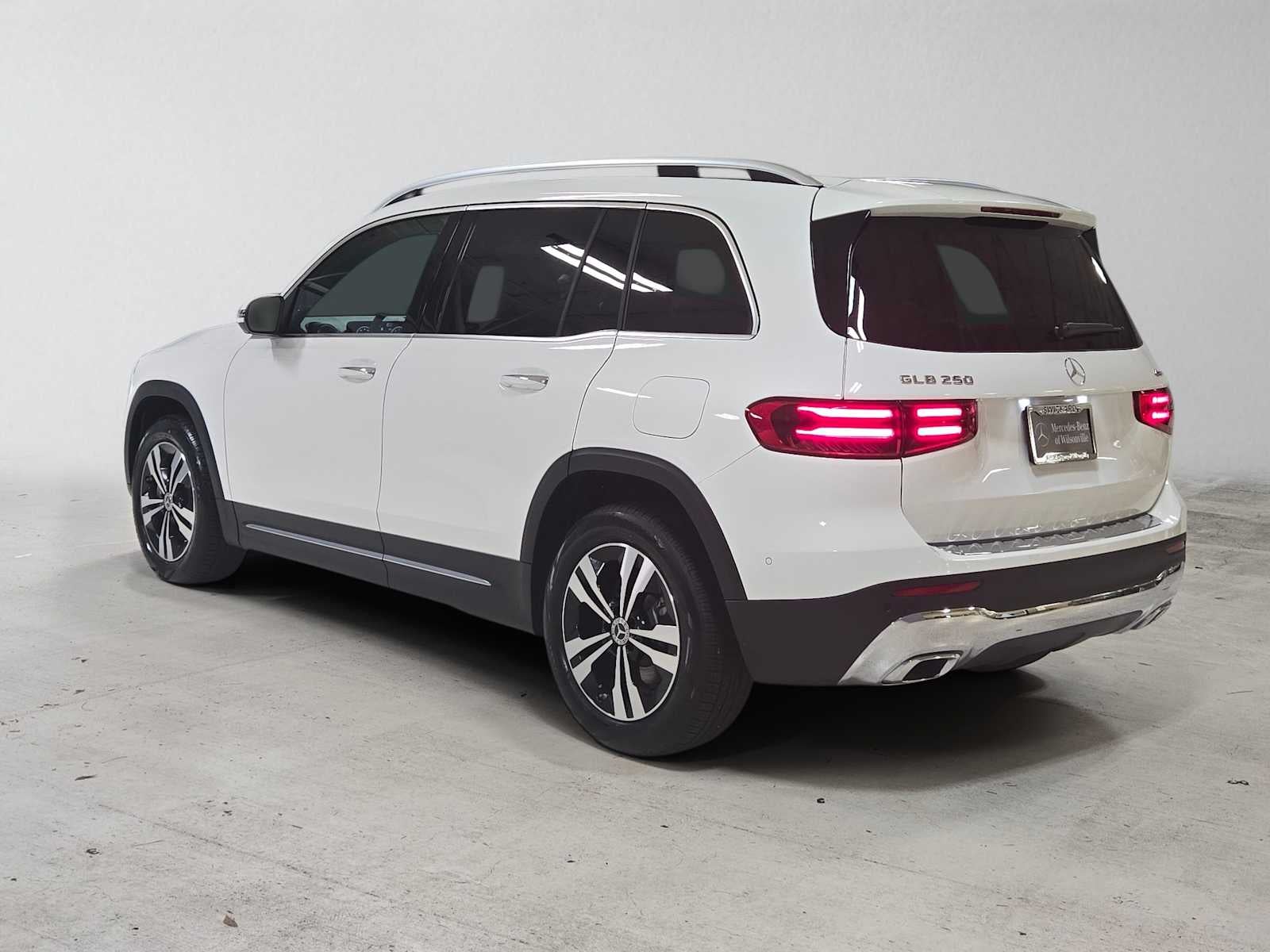 2026 Mercedes-Benz GLB 250 4MATIC® SUV