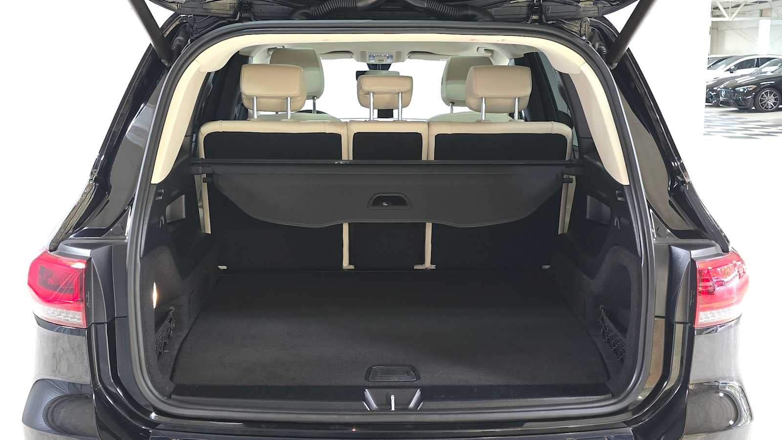 2023 Mercedes-Benz GLB 250 4MATIC® SUV