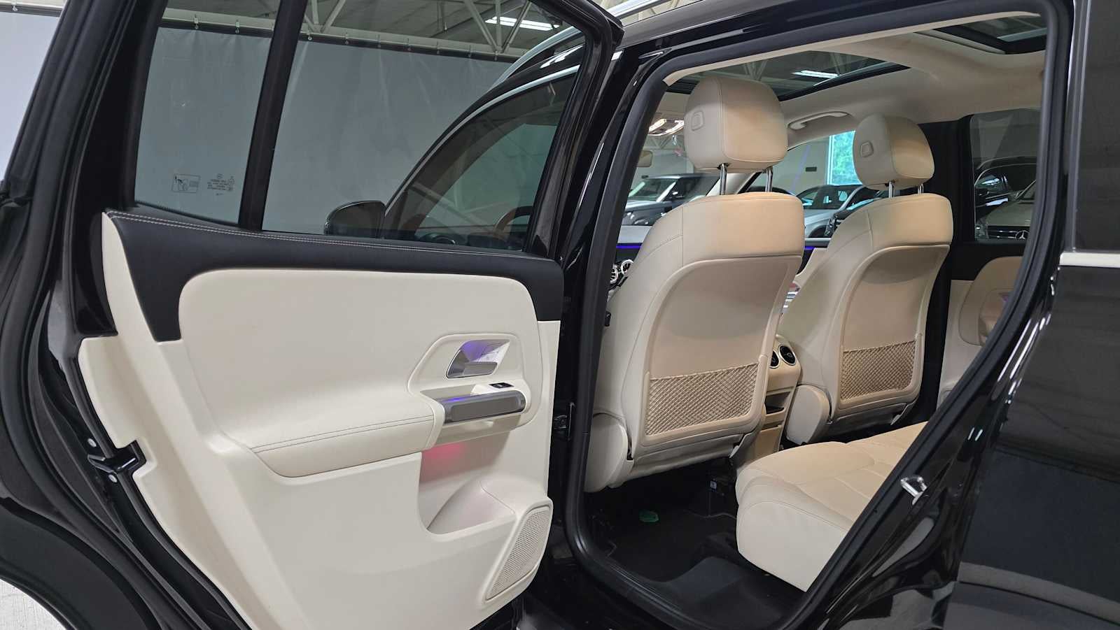 2023 Mercedes-Benz GLB 250 4MATIC® SUV