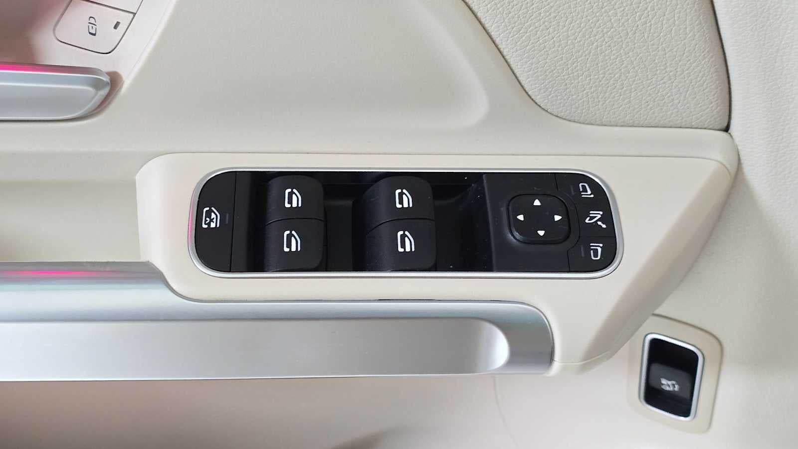 2023 Mercedes-Benz GLB 250 4MATIC® SUV