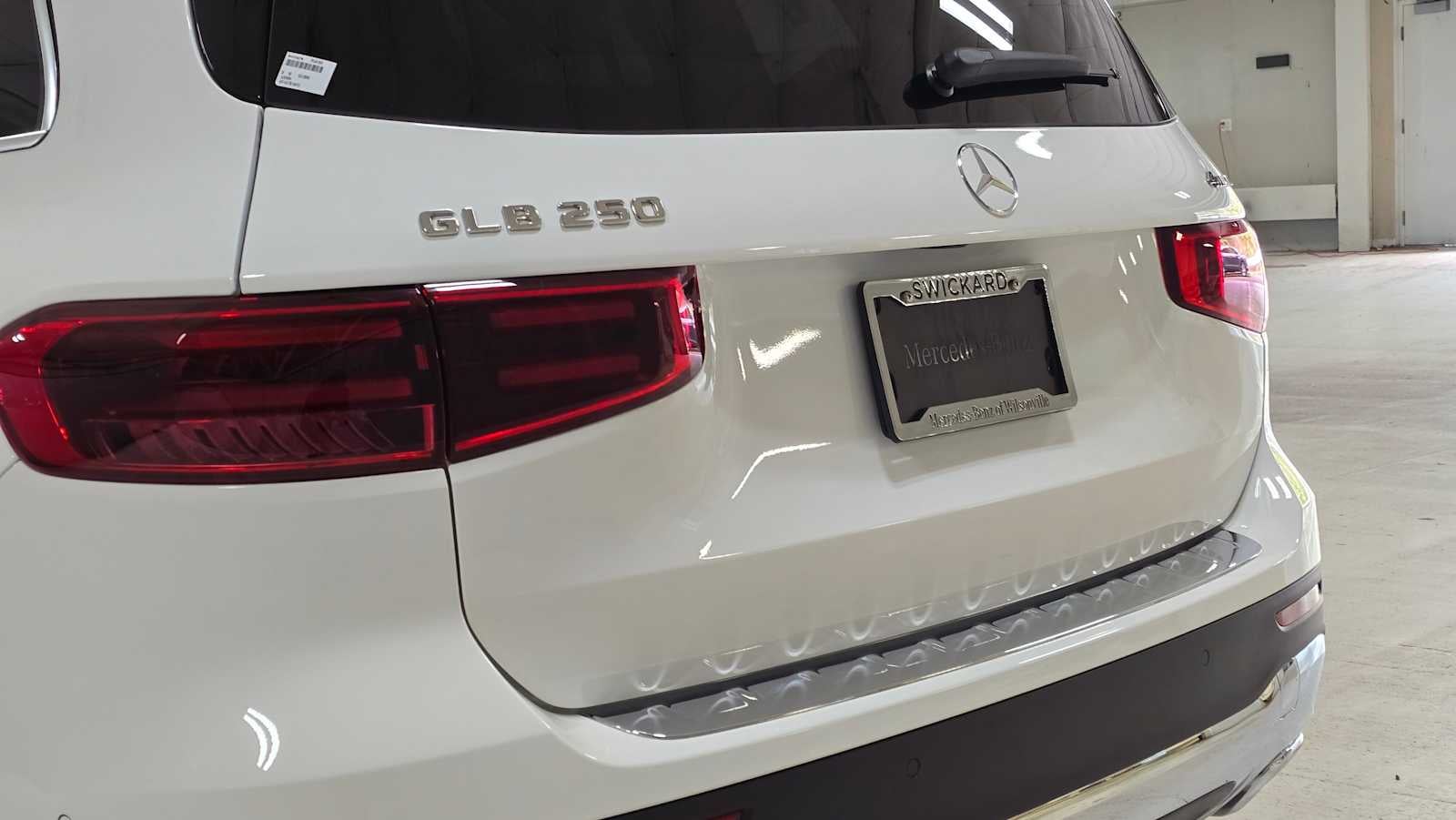 2026 Mercedes-Benz GLB 250 4MATIC® SUV