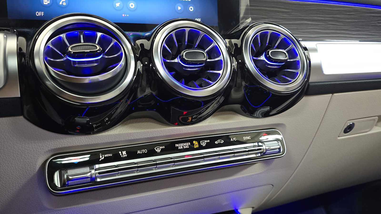 2026 Mercedes-Benz GLB 250 4MATIC® SUV