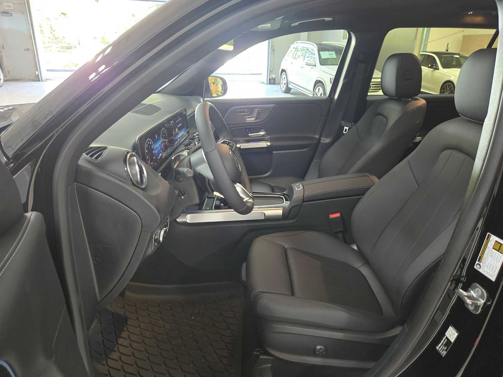 2026 Mercedes-Benz GLB 250 4MATIC® SUV