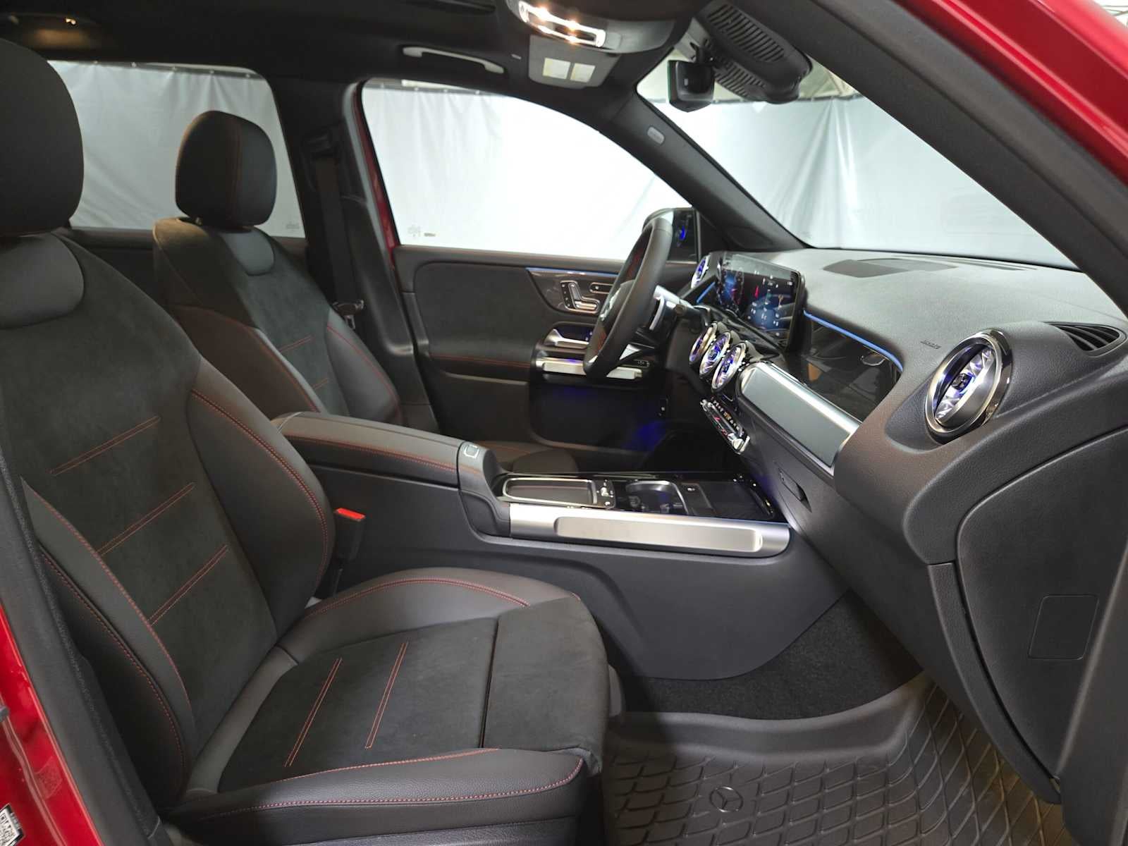 2026 Mercedes-Benz GLB 250 4MATIC® SUV