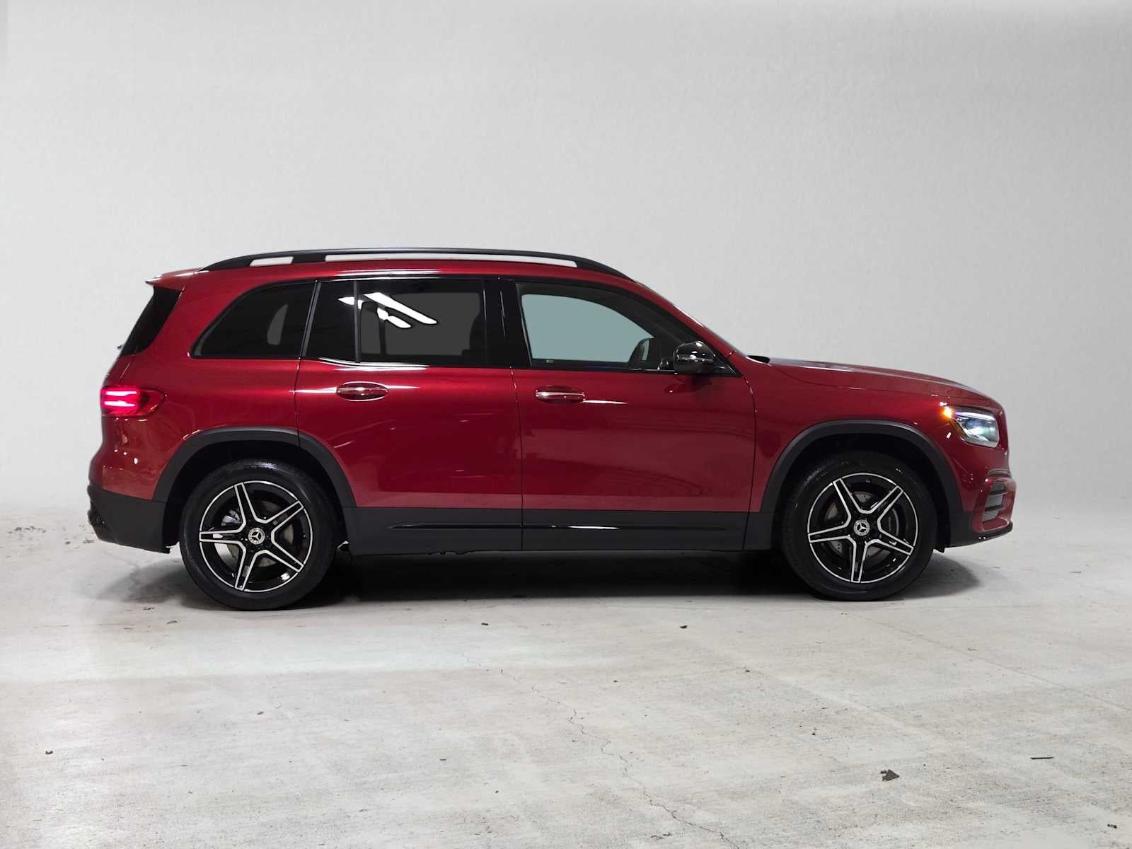 2026 Mercedes-Benz GLB 250 4MATIC® SUV