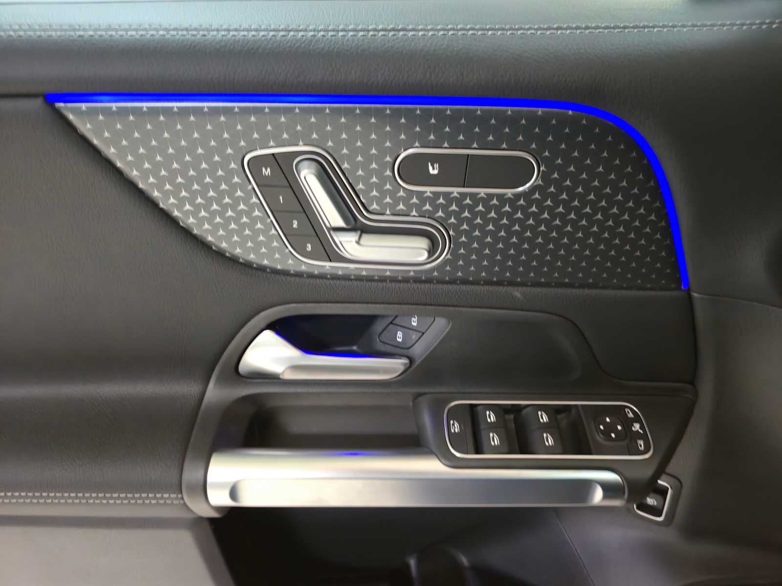 2026 Mercedes-Benz GLB 250 4MATIC® SUV