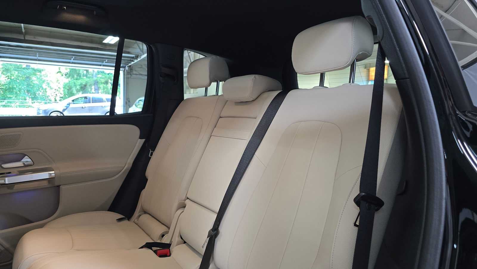 2026 Mercedes-Benz GLB 250 4MATIC® SUV