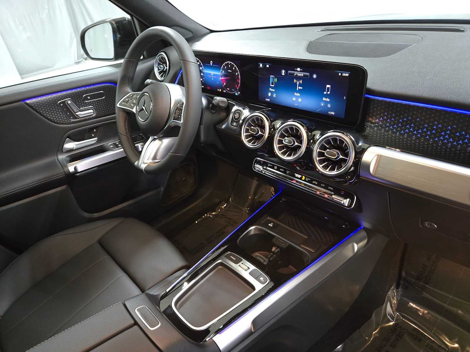2026 Mercedes-Benz GLB 250 4MATIC® SUV