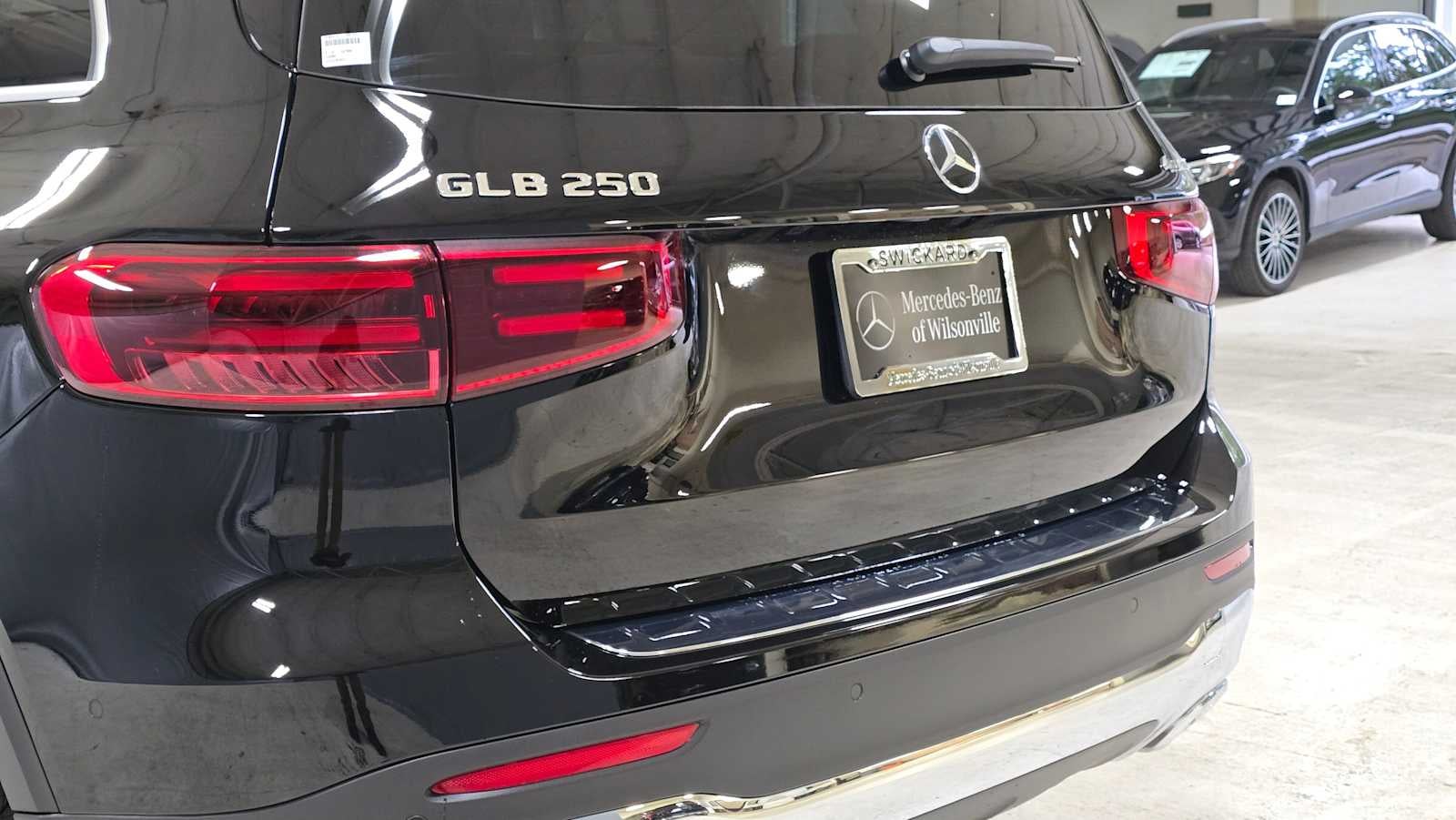 2026 Mercedes-Benz GLB 250 4MATIC® SUV
