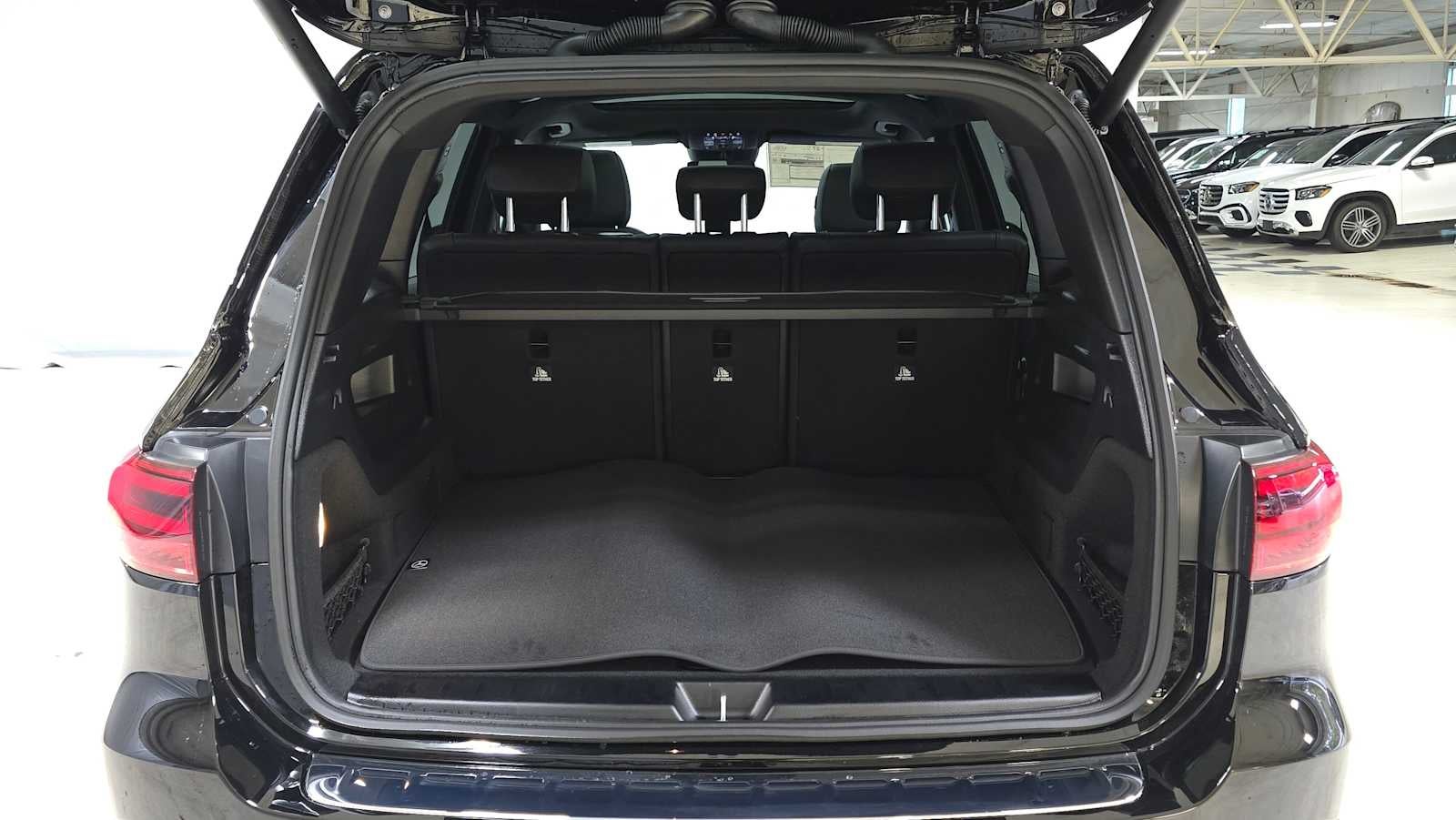 2026 Mercedes-Benz GLB 250 4MATIC® SUV