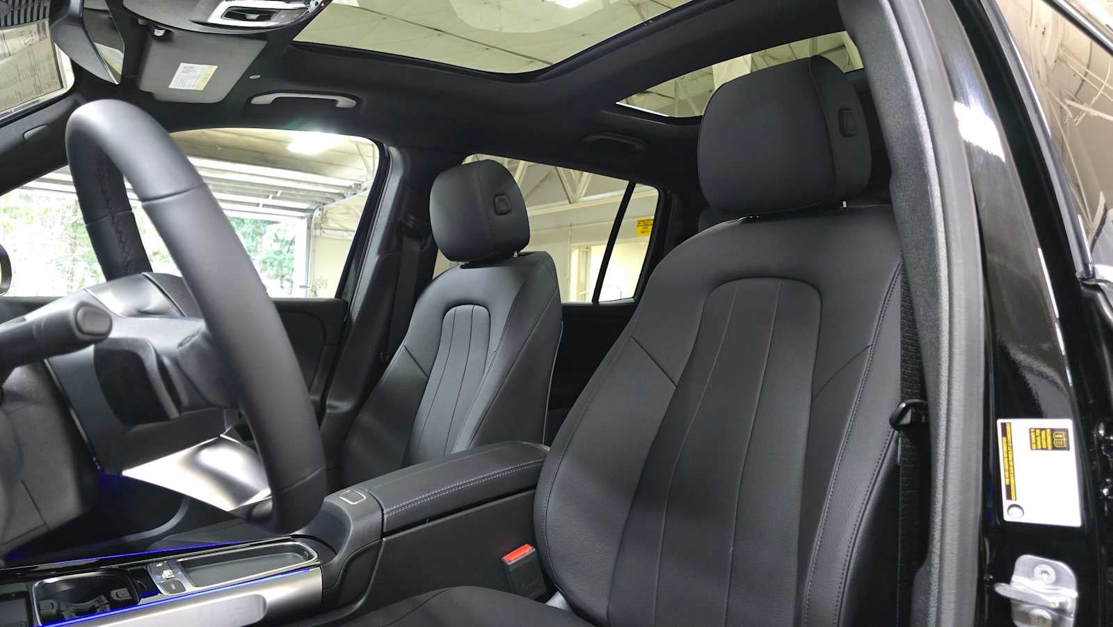 2026 Mercedes-Benz GLB 250 4MATIC® SUV