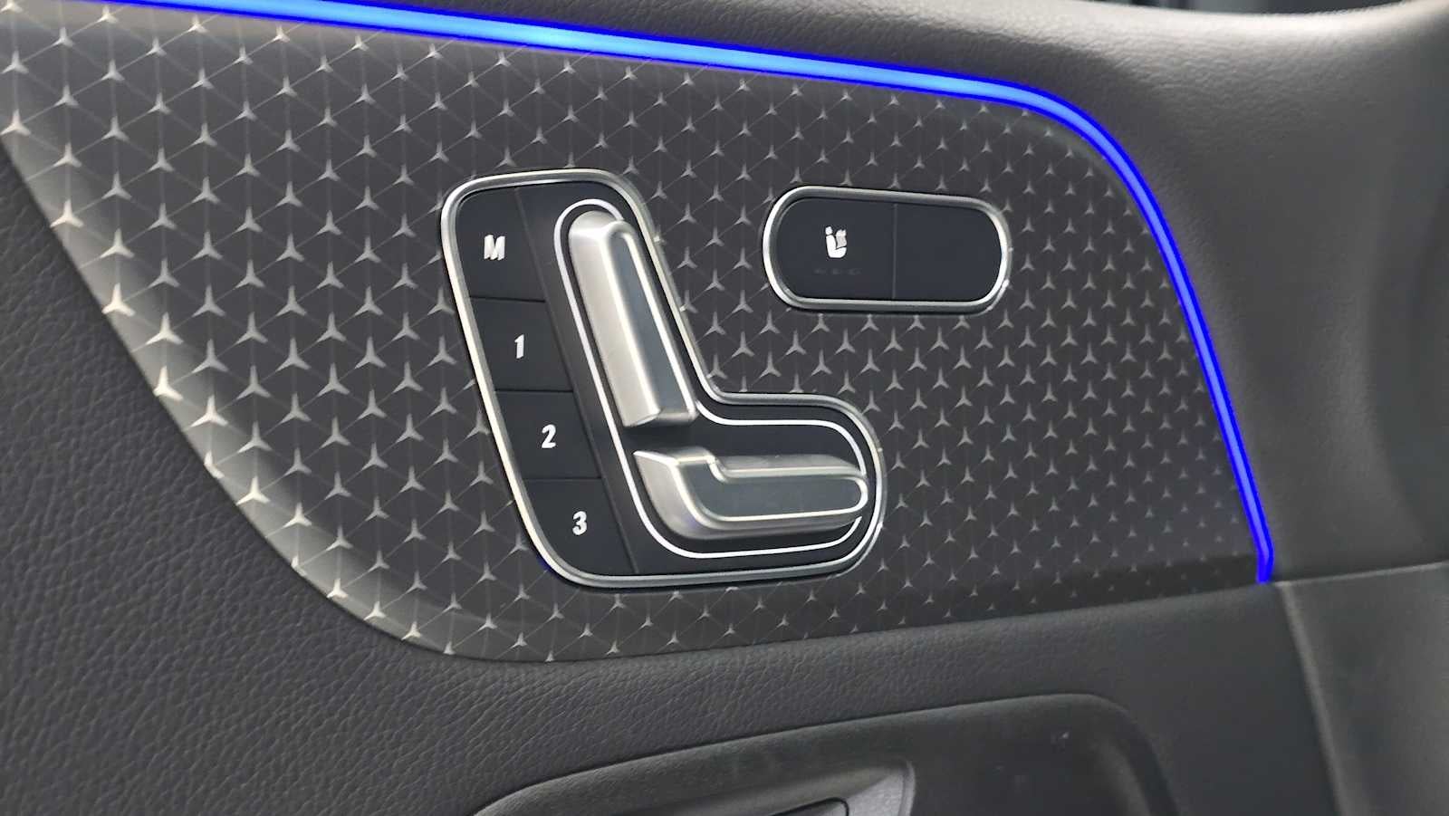 2026 Mercedes-Benz GLB 250 4MATIC® SUV