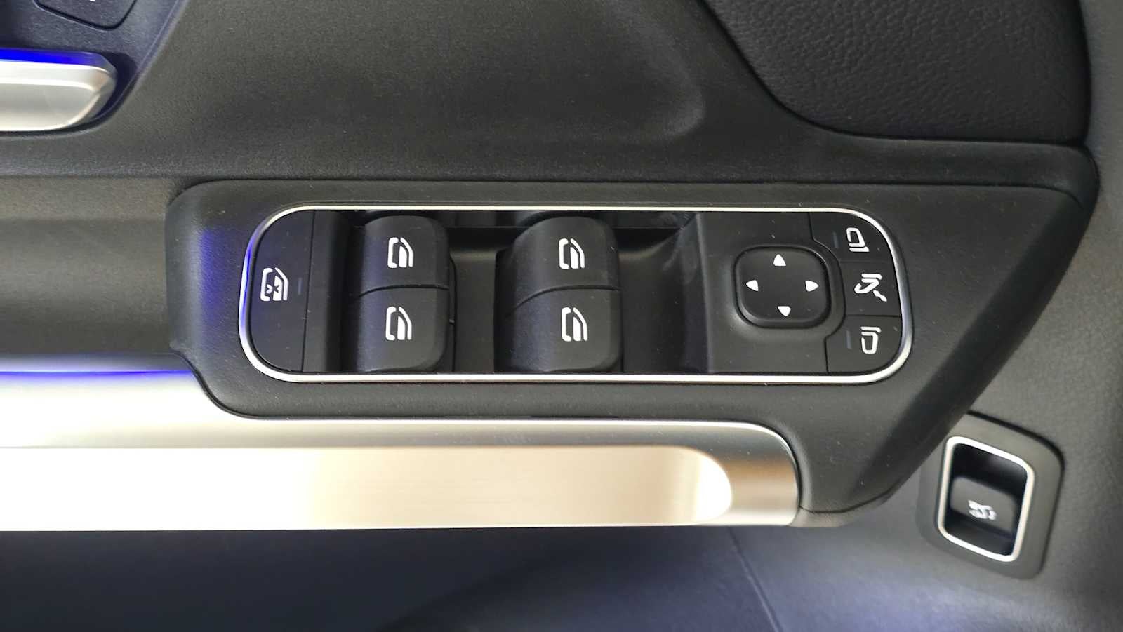 2026 Mercedes-Benz GLB 250 4MATIC® SUV