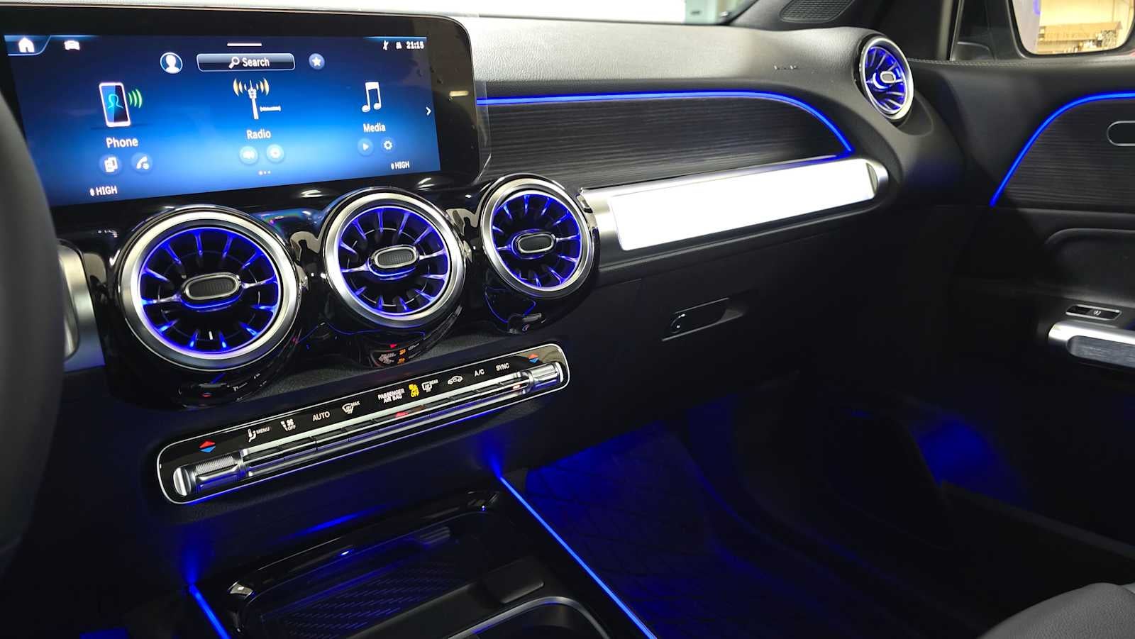 2026 Mercedes-Benz GLB 250 4MATIC® SUV