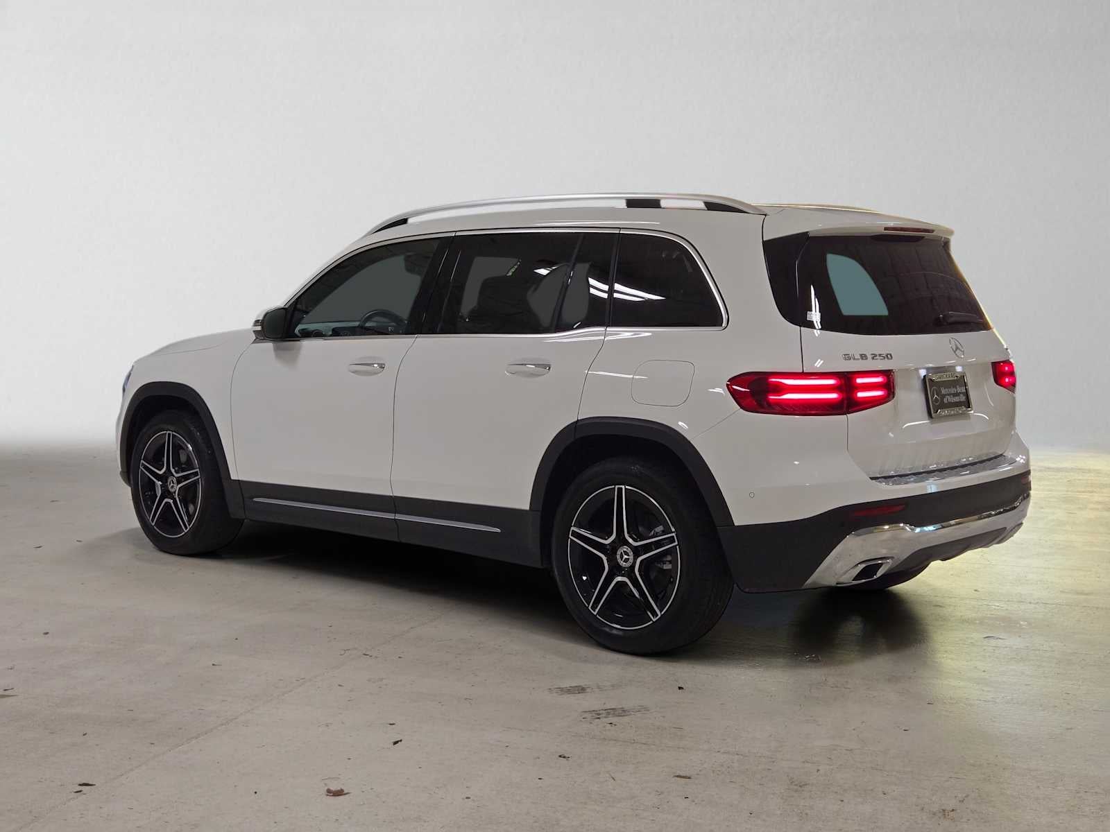 2026 Mercedes-Benz GLB 250 4MATIC® SUV