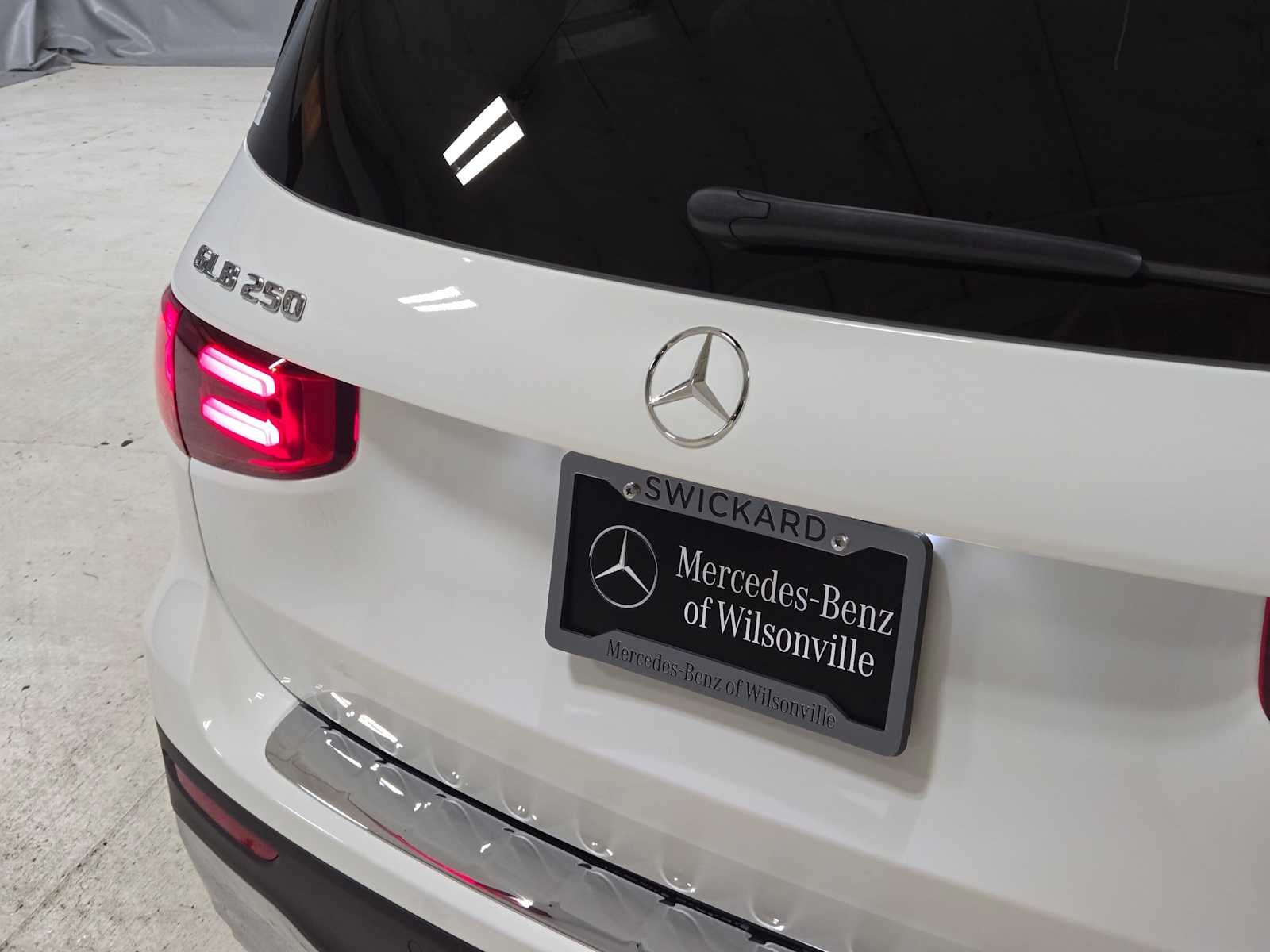 2026 Mercedes-Benz GLB 250 4MATIC® SUV