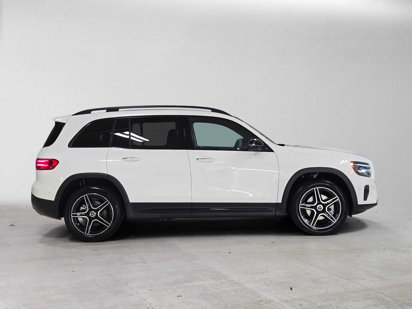 2026 Mercedes-Benz GLB 250 4MATIC® SUV