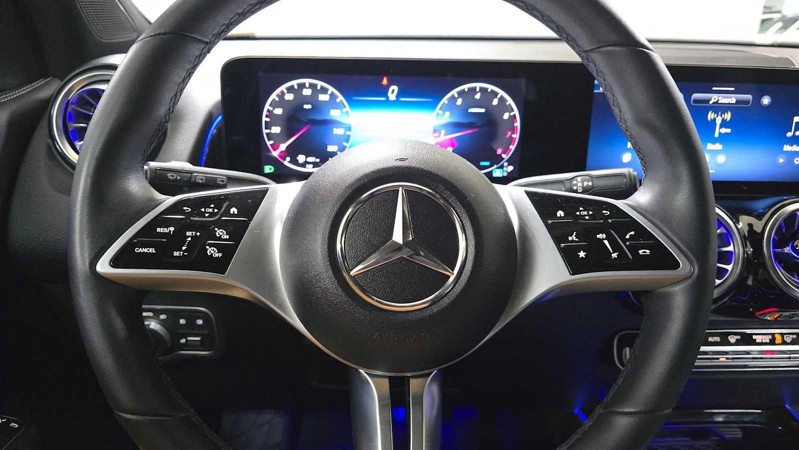 2025 Mercedes-Benz GLB GLB 250