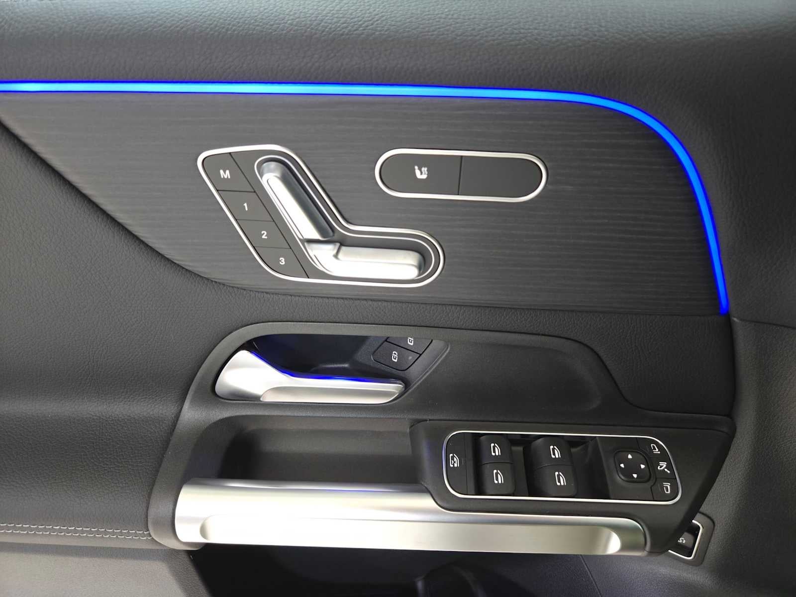 2026 Mercedes-Benz GLB 250 4MATIC® SUV