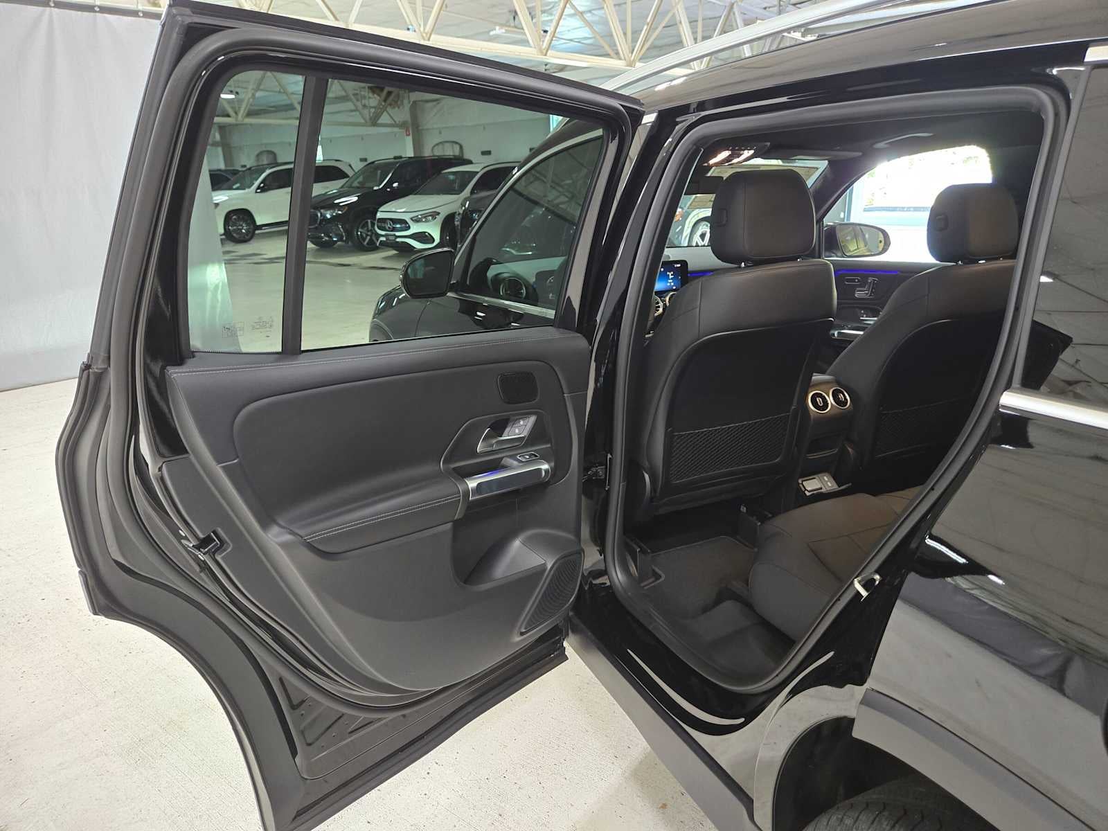 2026 Mercedes-Benz GLB 250 4MATIC® SUV
