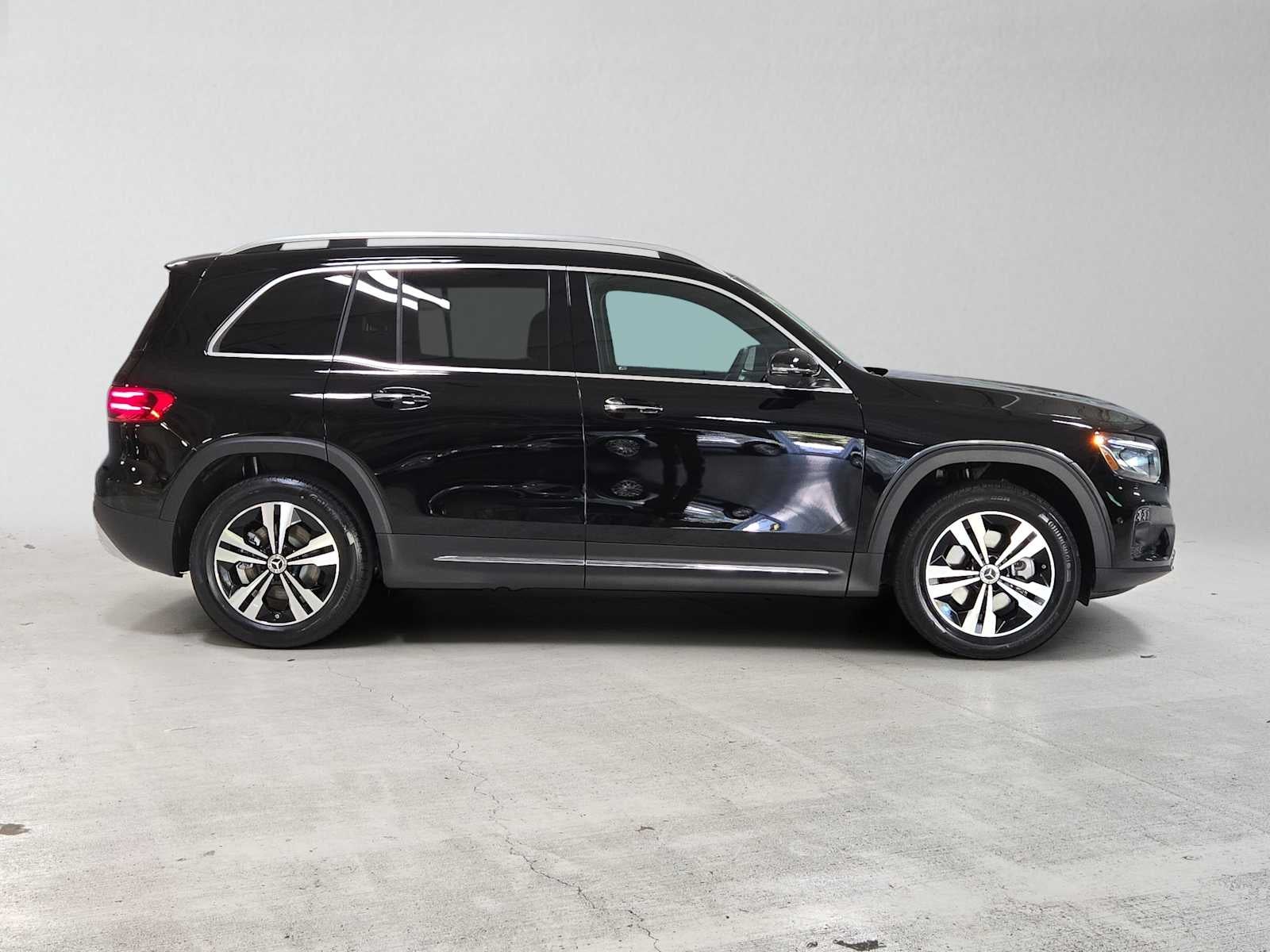 2026 Mercedes-Benz GLB 250 4MATIC® SUV