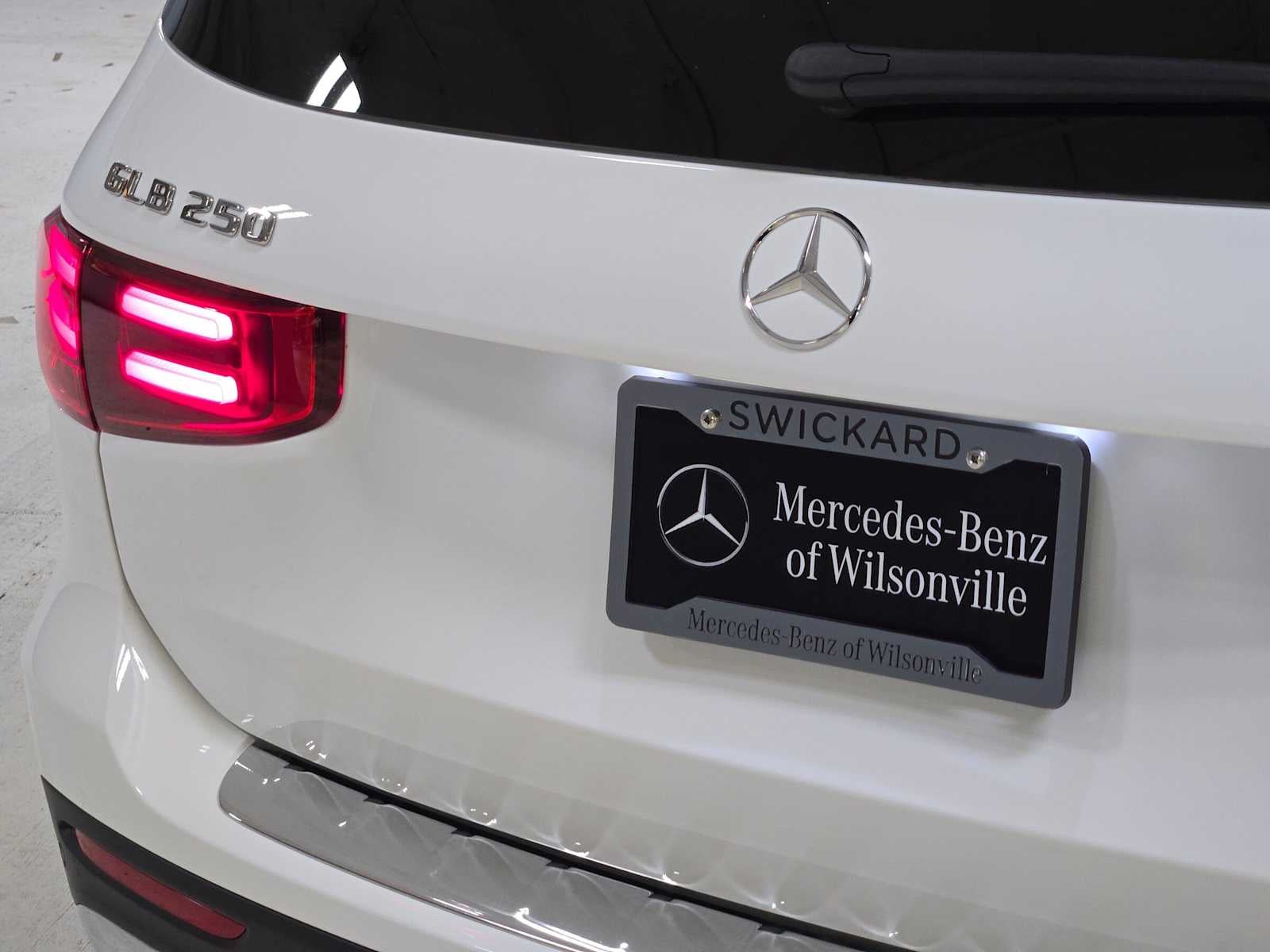 2026 Mercedes-Benz GLB 250 4MATIC® SUV