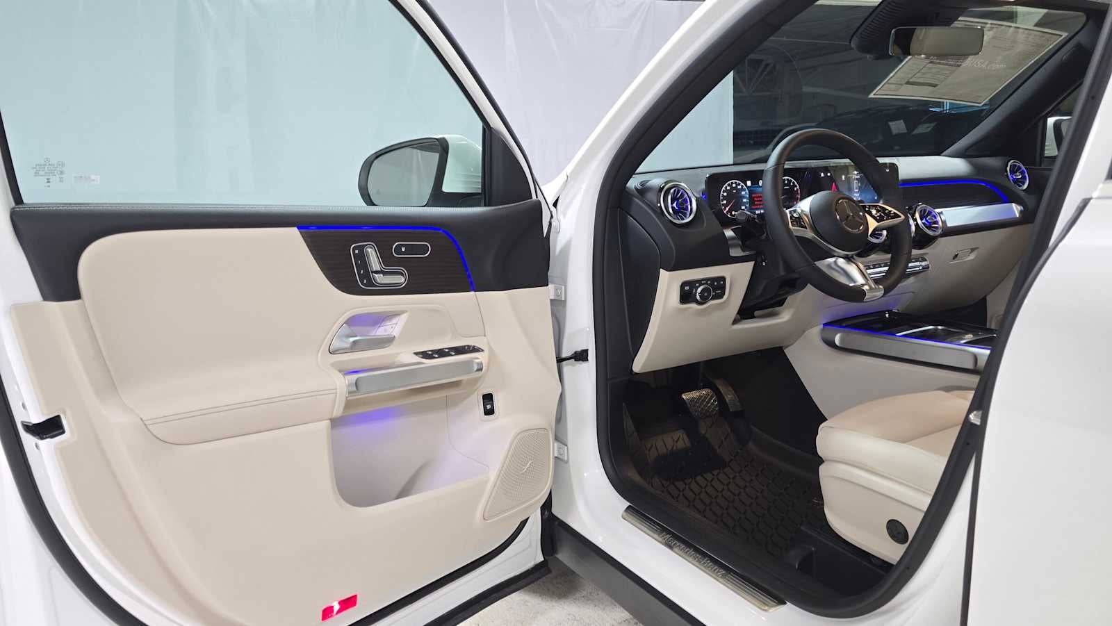 2026 Mercedes-Benz GLB 250 4MATIC® SUV