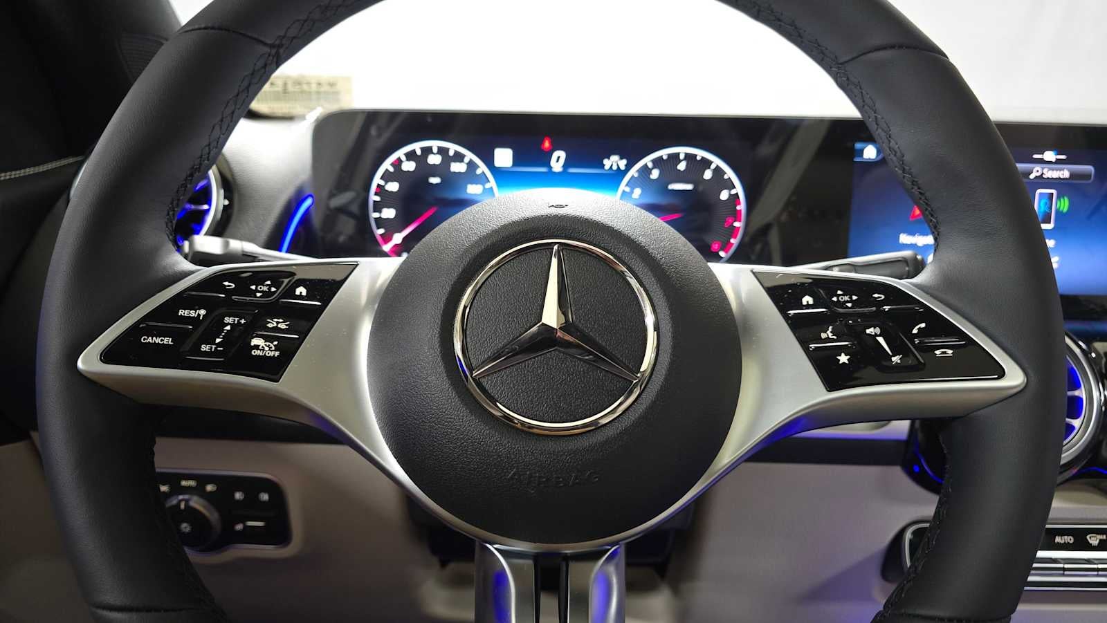 2026 Mercedes-Benz GLB 250 4MATIC® SUV