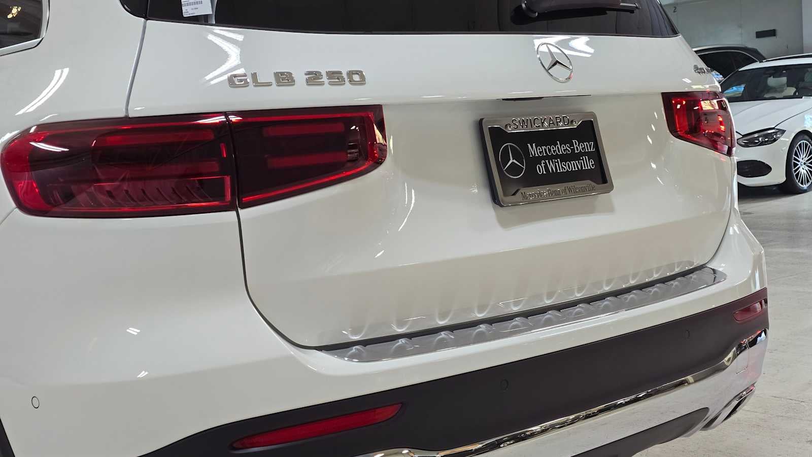 2026 Mercedes-Benz GLB 250 4MATIC® SUV