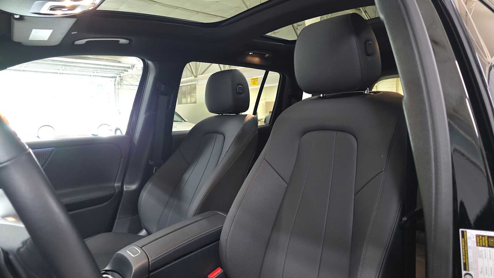2026 Mercedes-Benz GLB 250 4MATIC® SUV