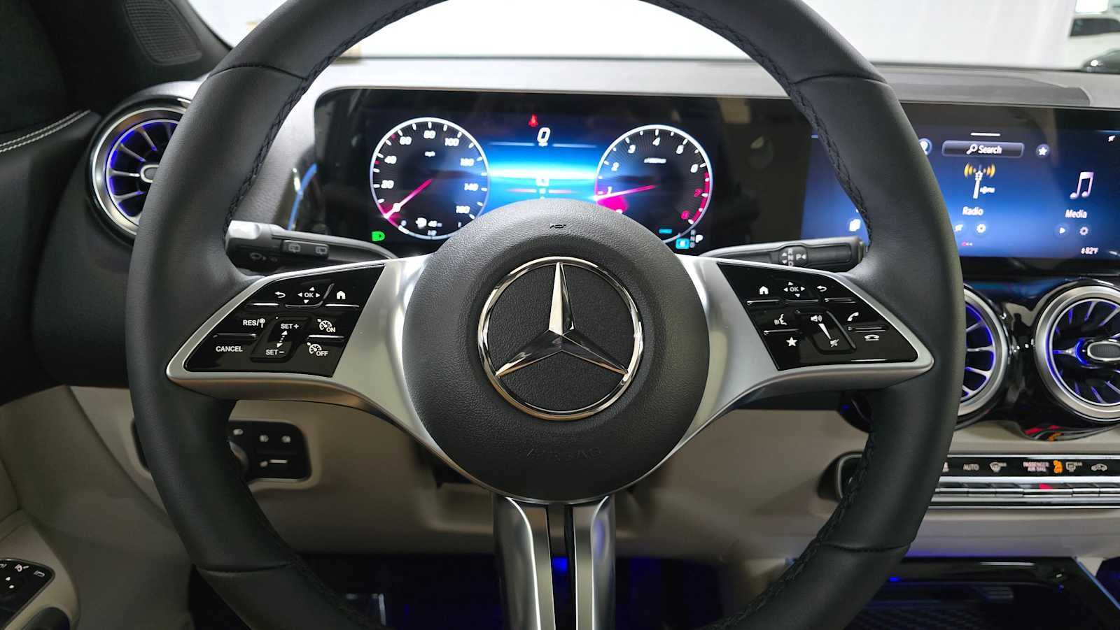 2026 Mercedes-Benz GLB 250 4MATIC® SUV