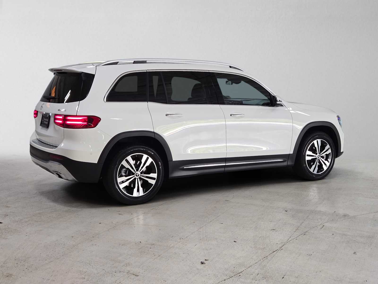 2026 Mercedes-Benz GLB 250 4MATIC® SUV