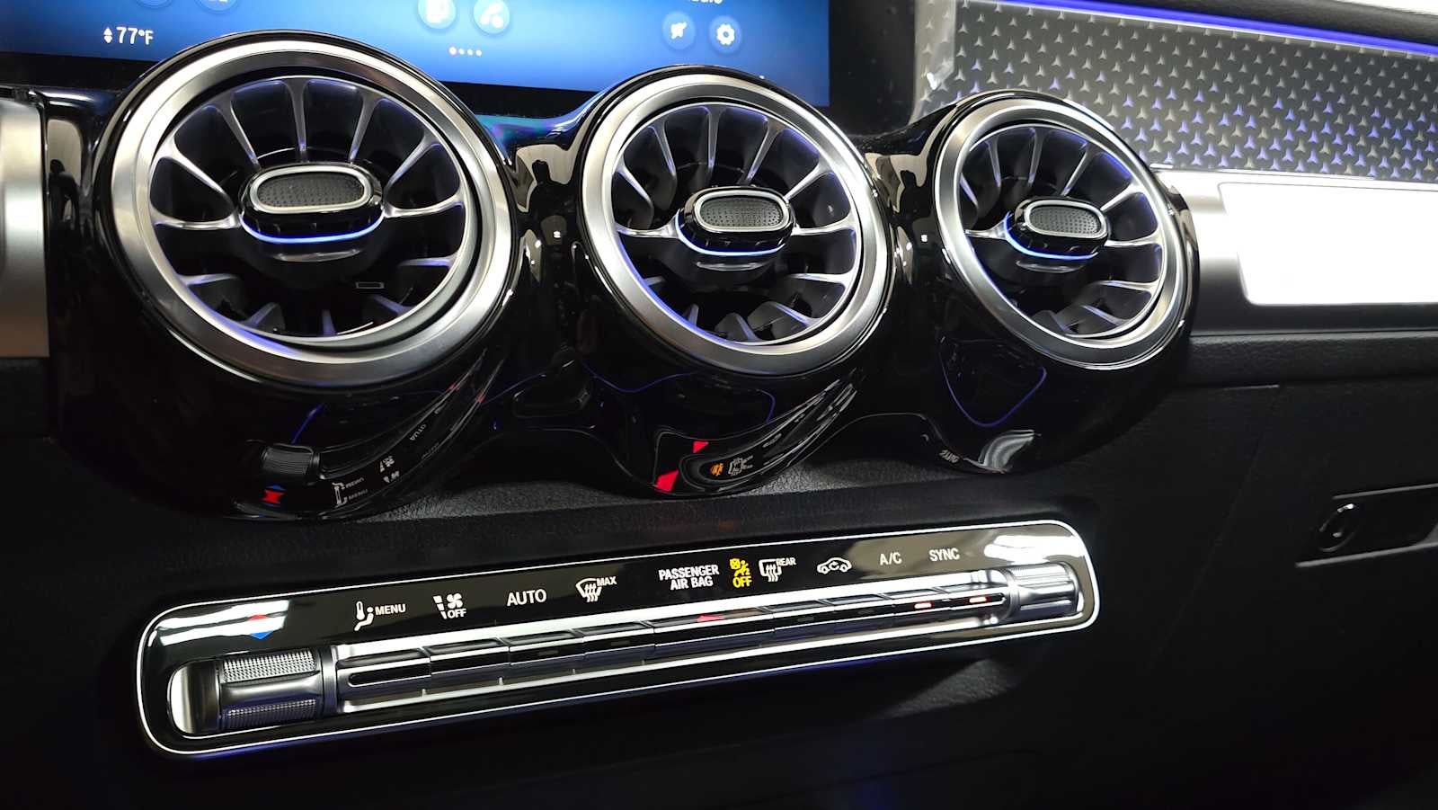 2026 Mercedes-Benz GLB 250 4MATIC® SUV