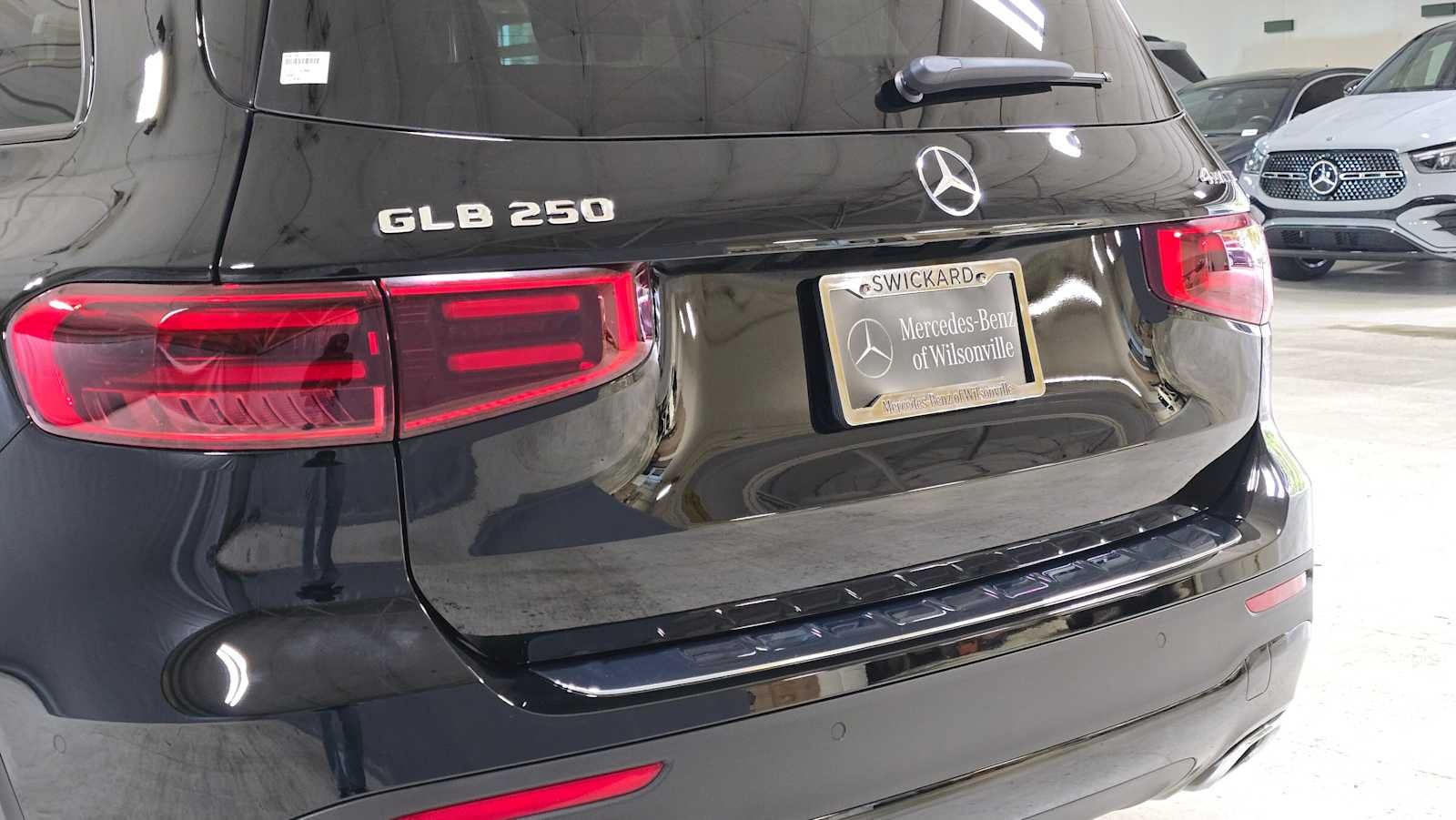 2026 Mercedes-Benz GLB 250 4MATIC® SUV