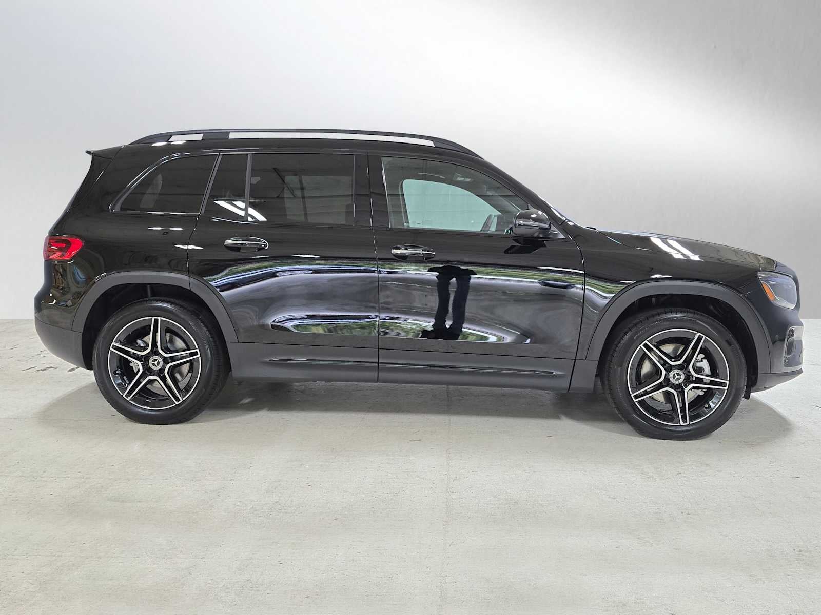 2026 Mercedes-Benz GLB 250 4MATIC® SUV