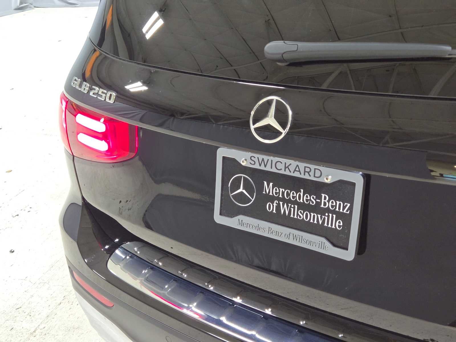 2026 Mercedes-Benz GLB 250 4MATIC® SUV