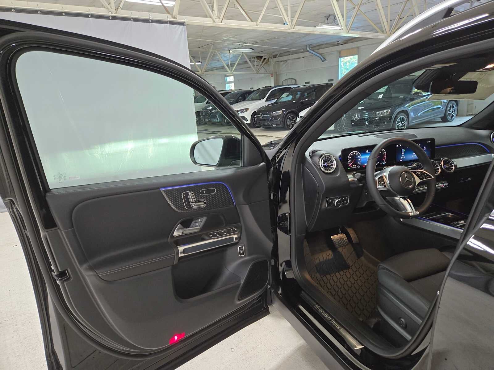 2026 Mercedes-Benz GLB 250 4MATIC® SUV