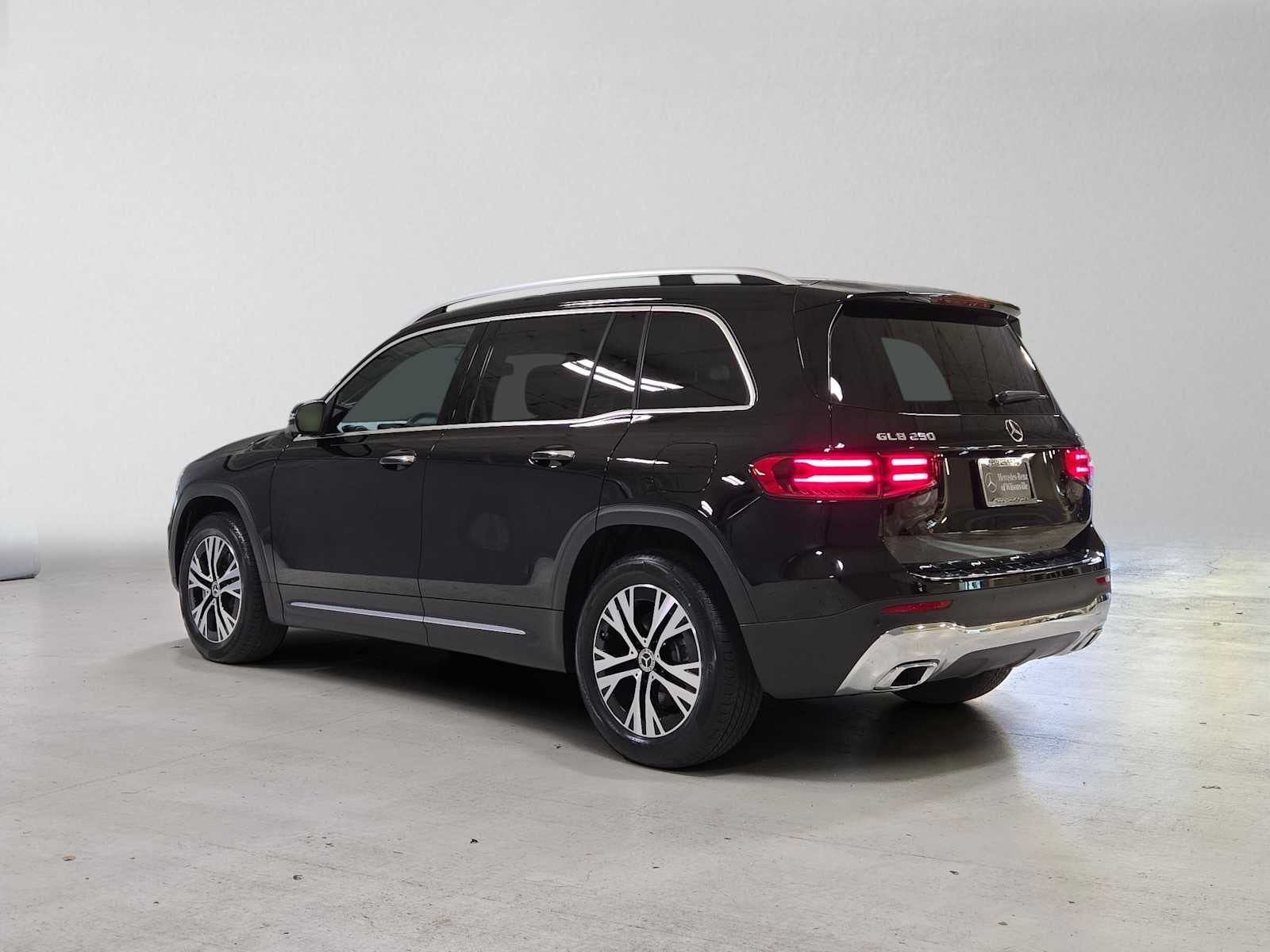 2026 Mercedes-Benz GLB 250 4MATIC® SUV