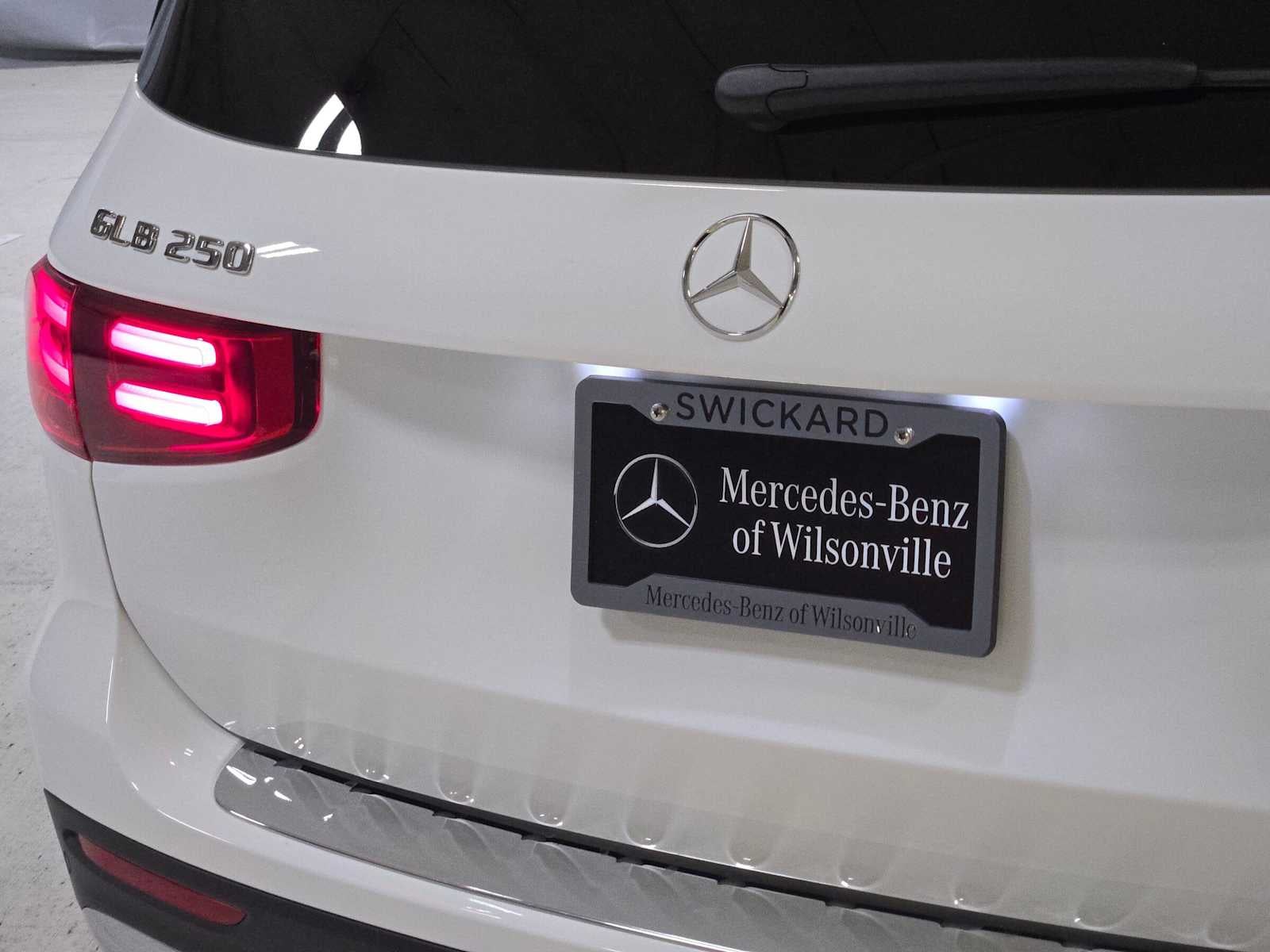 2026 Mercedes-Benz GLB 250 4MATIC® SUV
