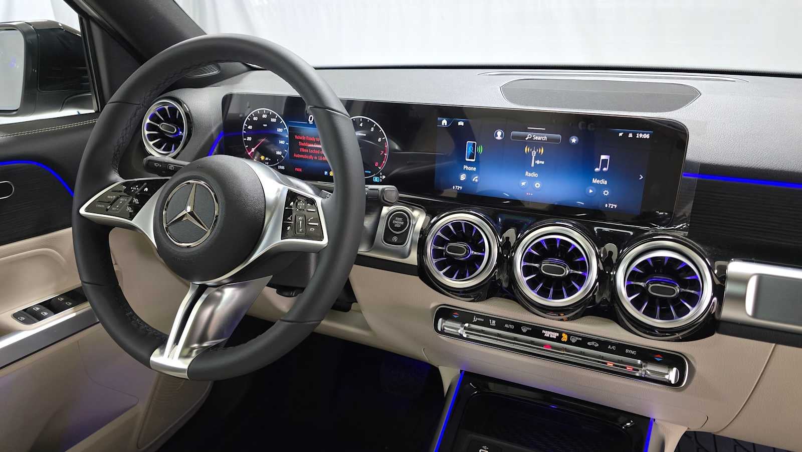 2026 Mercedes-Benz GLB 250 4MATIC® SUV