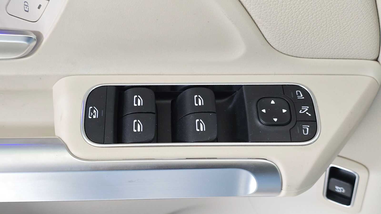 2026 Mercedes-Benz GLB 250 4MATIC® SUV