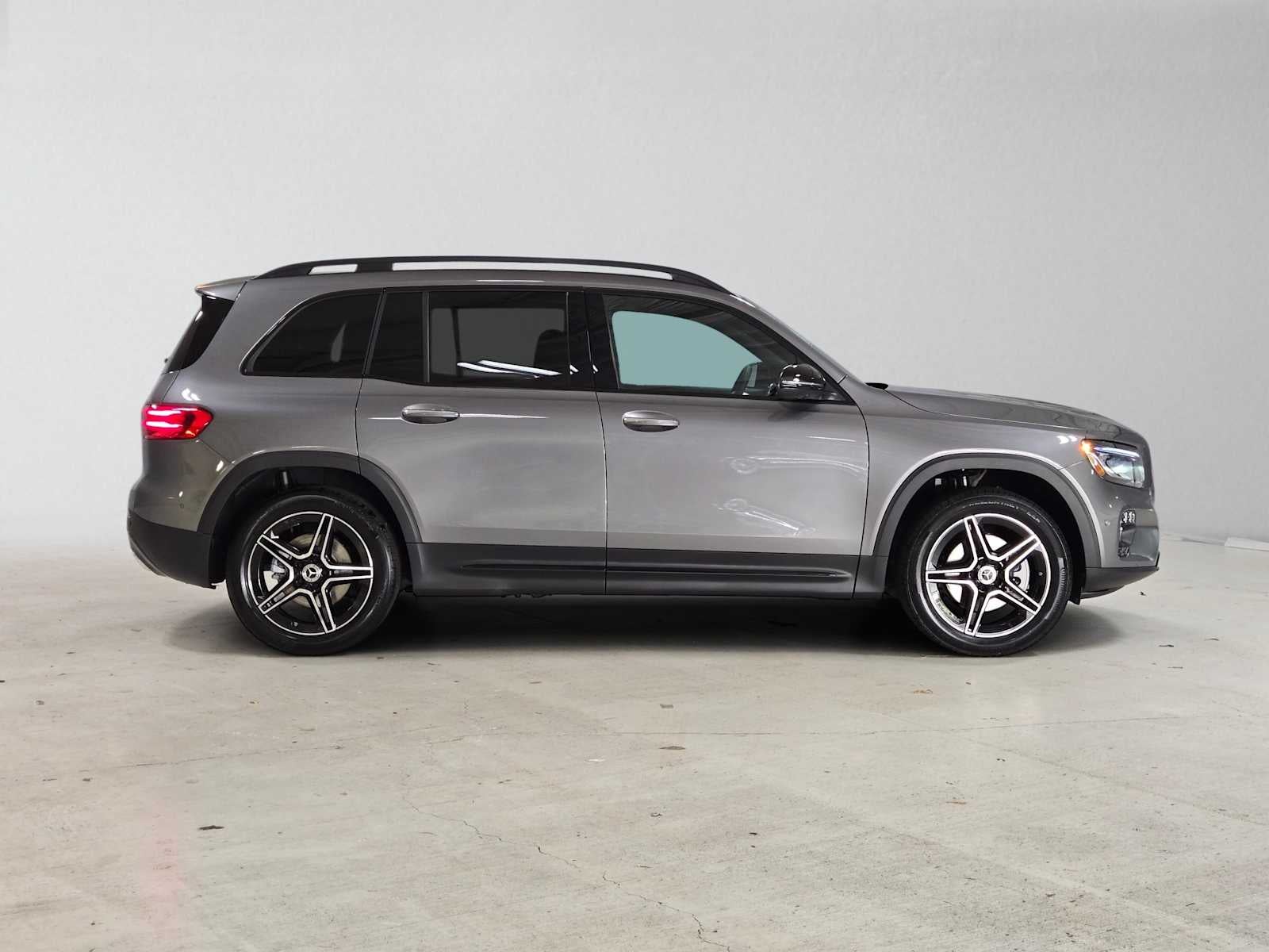 2026 Mercedes-Benz GLB 250 4MATIC® SUV