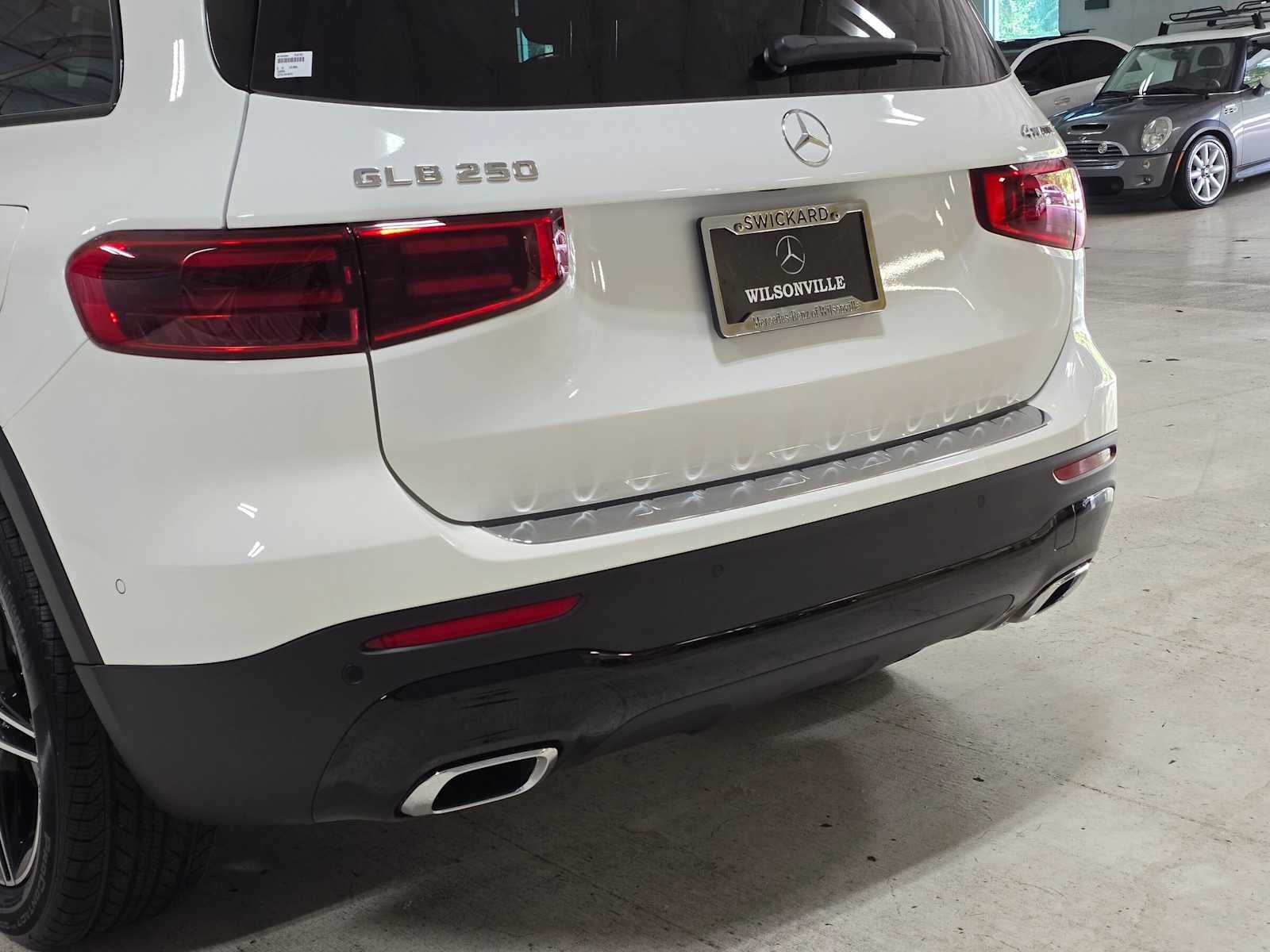2026 Mercedes-Benz GLB 250 4MATIC® SUV